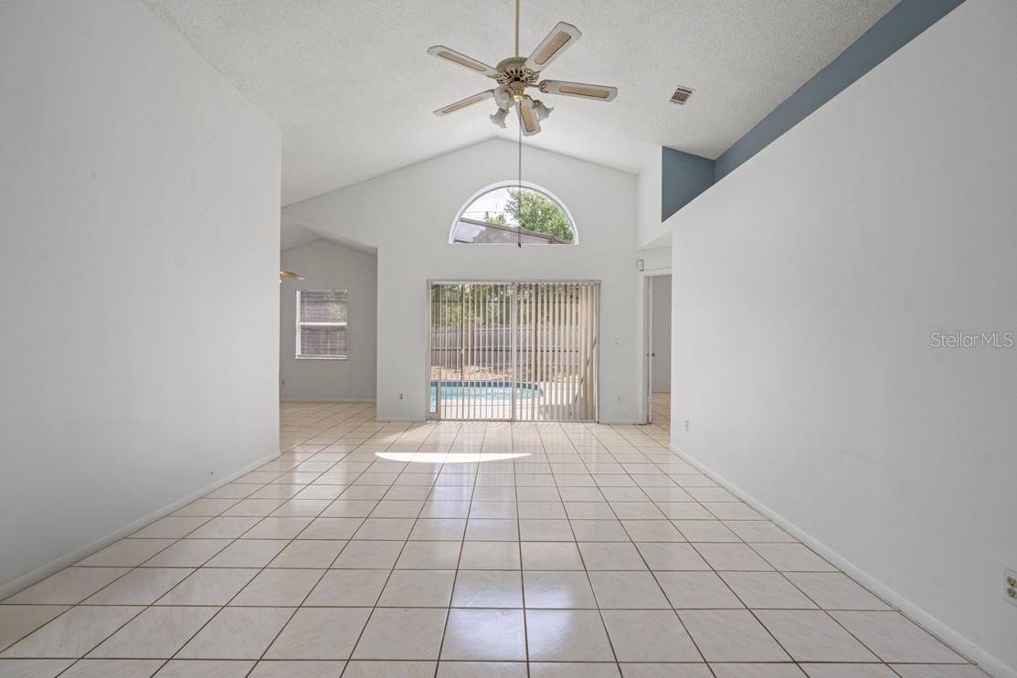 Image 6 of 42 For 11113 Sylvan Pond Circle