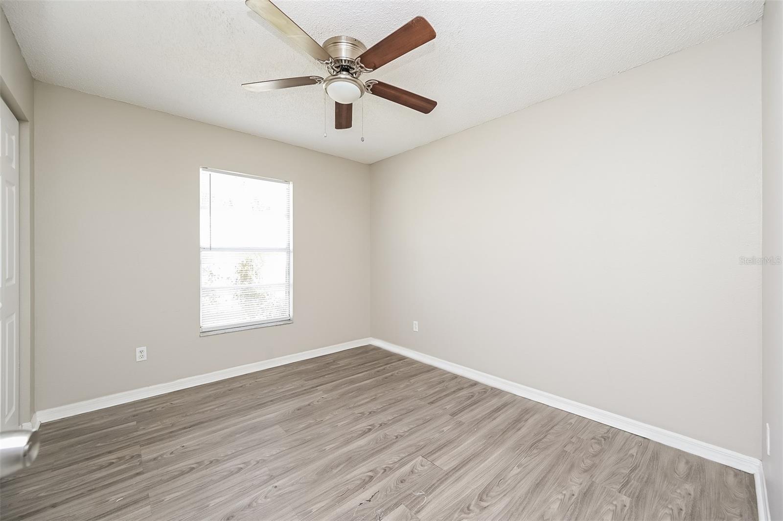 Image 11 of 16 For 1246 33rd Street S