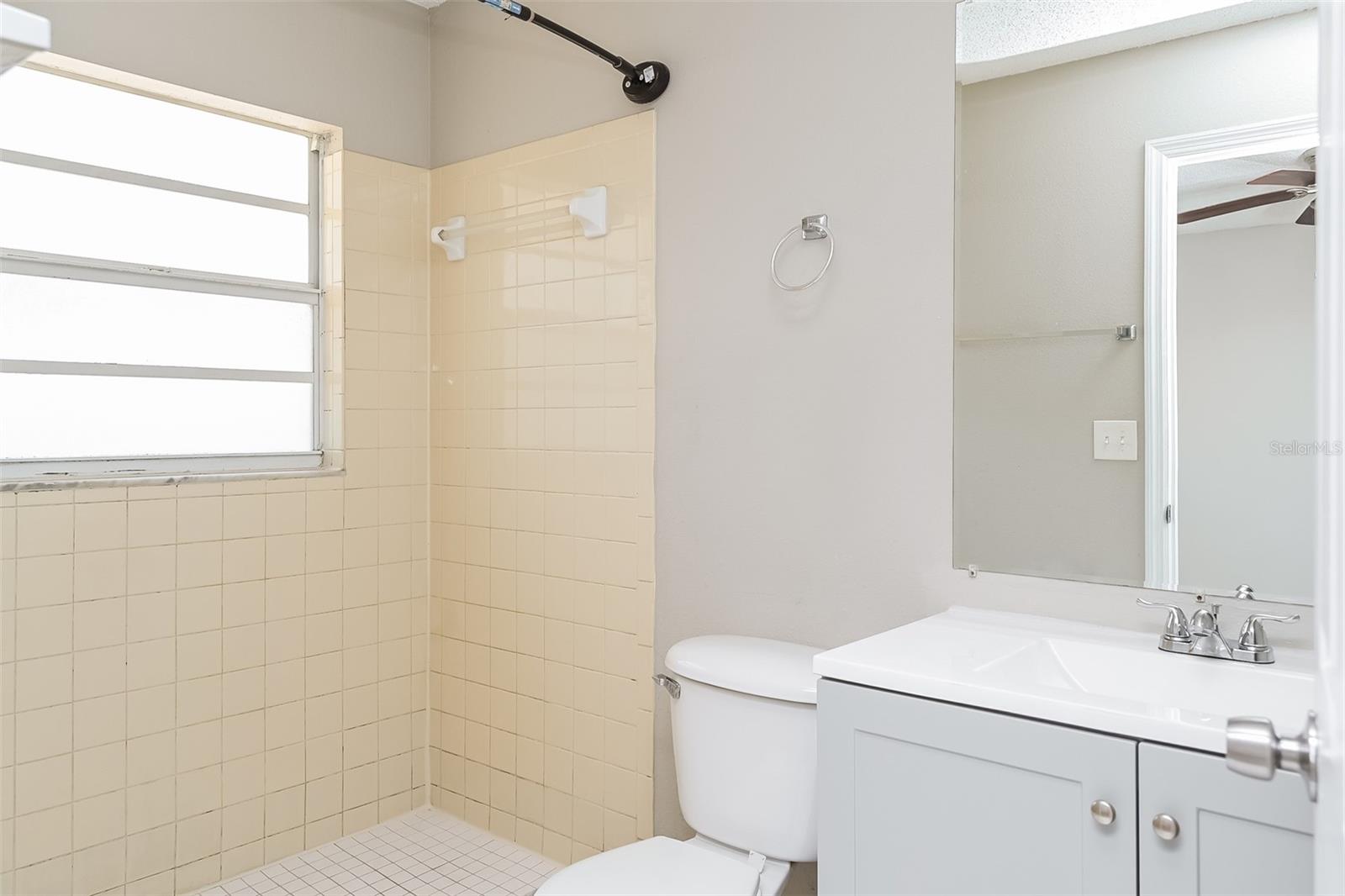 Image 12 of 16 For 1246 33rd Street S