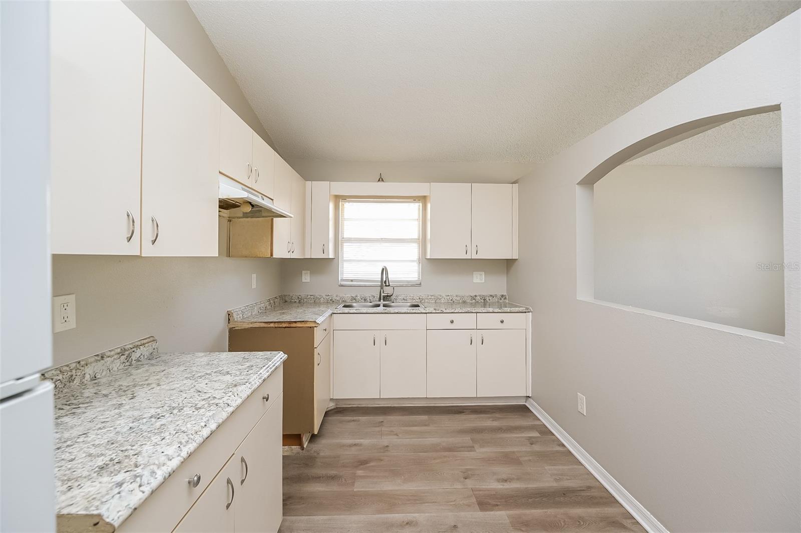 Image 9 of 16 For 1246 33rd Street S