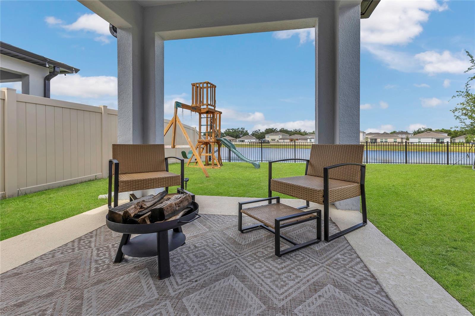 Image 23 of 25 For 1312 Axel Graeson Avenue