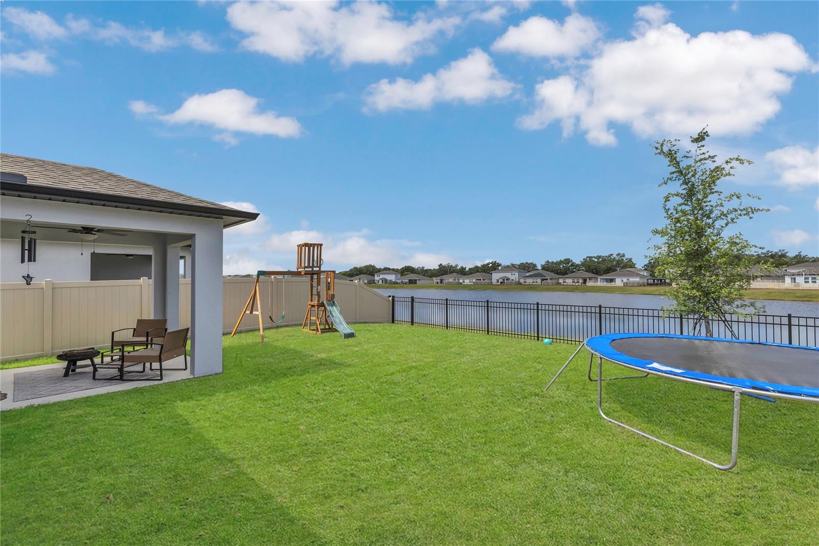 Image 24 of 25 For 1312 Axel Graeson Avenue