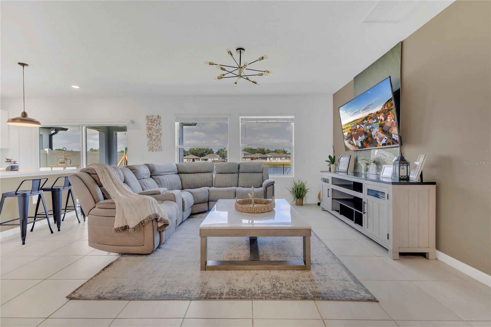 Image 3 of 25 For 1312 Axel Graeson Avenue