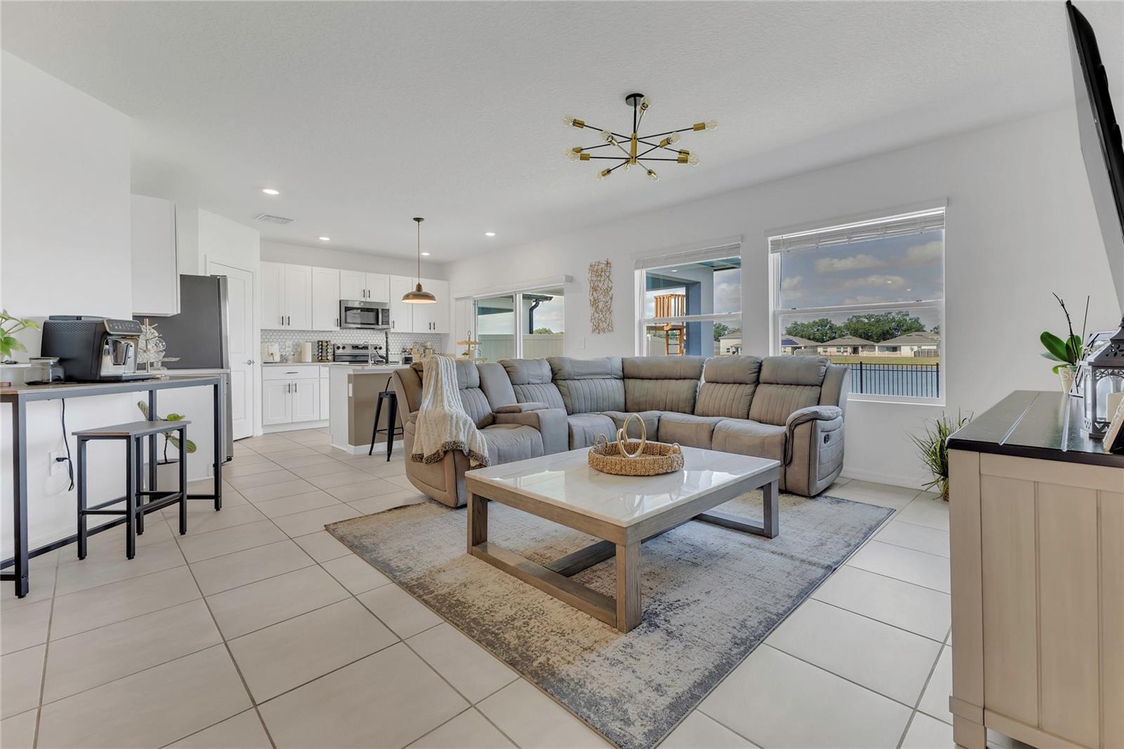 Image 6 of 25 For 1312 Axel Graeson Avenue