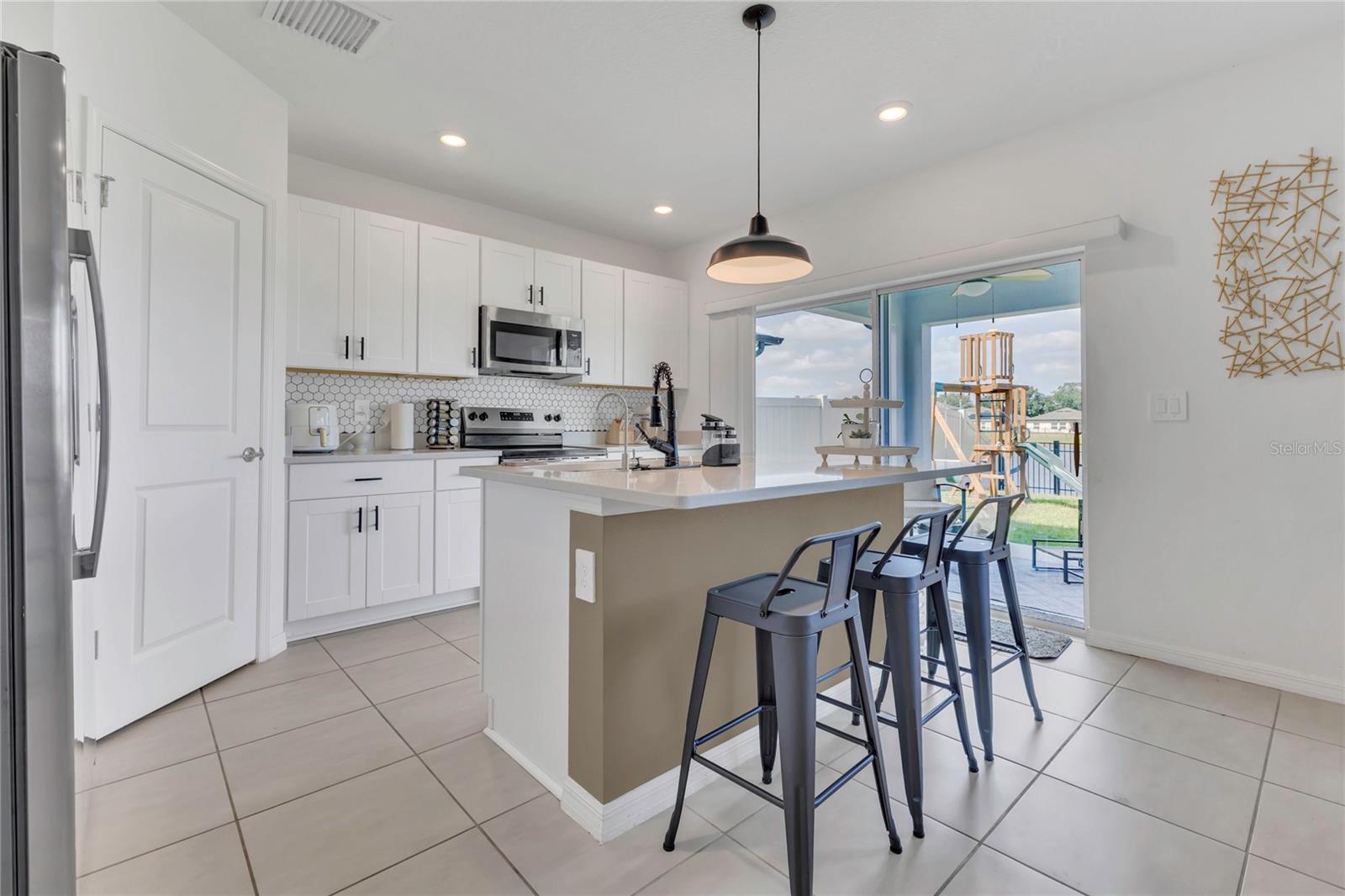 Image 7 of 25 For 1312 Axel Graeson Avenue