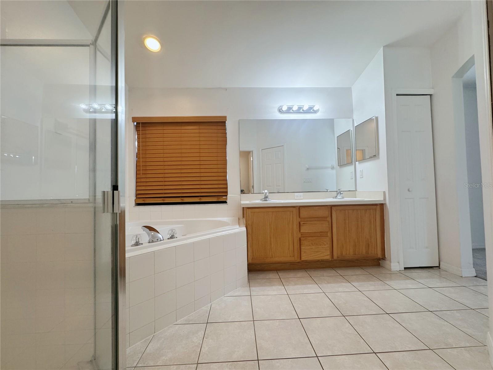 Image 21 of 30 For 2727 Corybrooke Lane