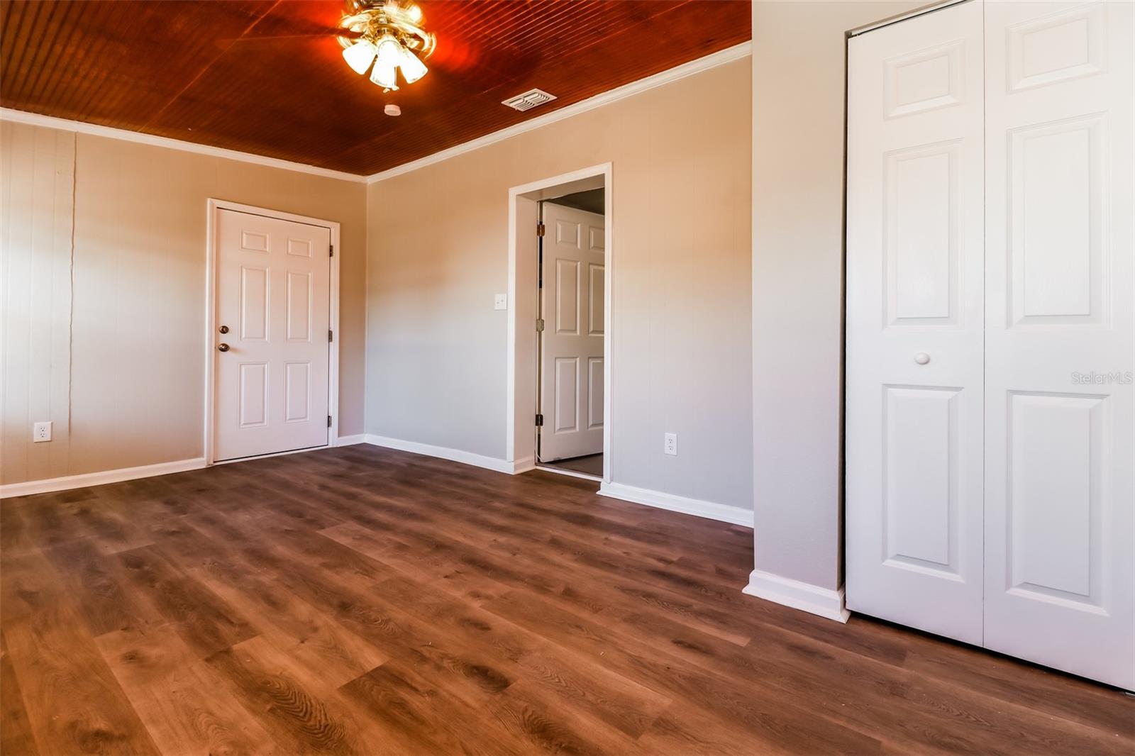 Image 12 of 16 For 9894 110th Lane