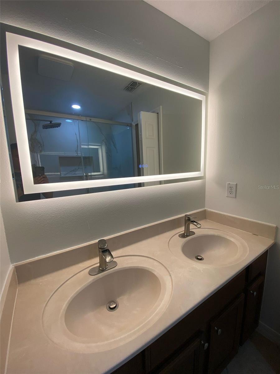Image 19 of 29 For 9647 Tivoli Villa Drive