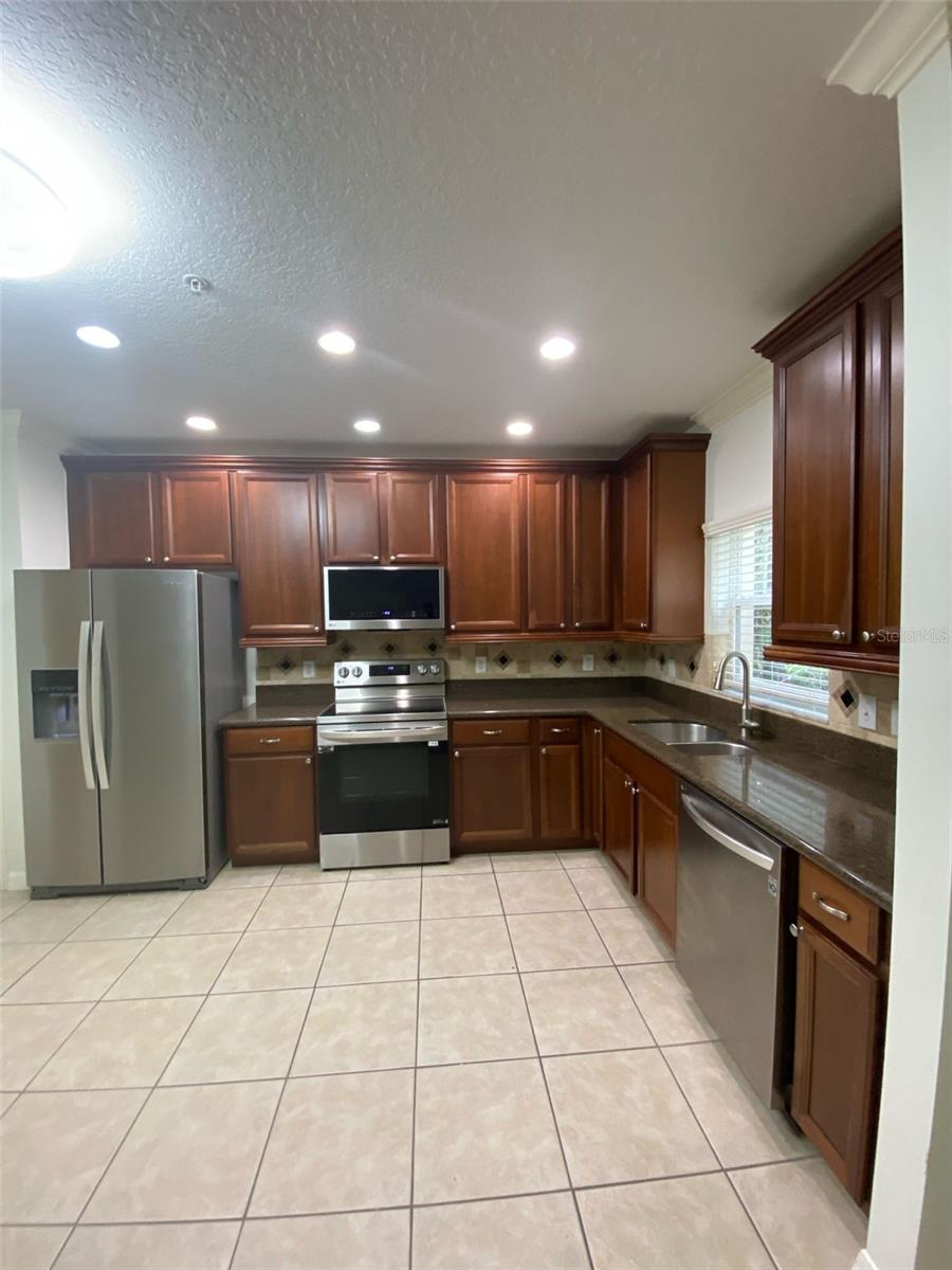 Image 4 of 29 For 9647 Tivoli Villa Drive