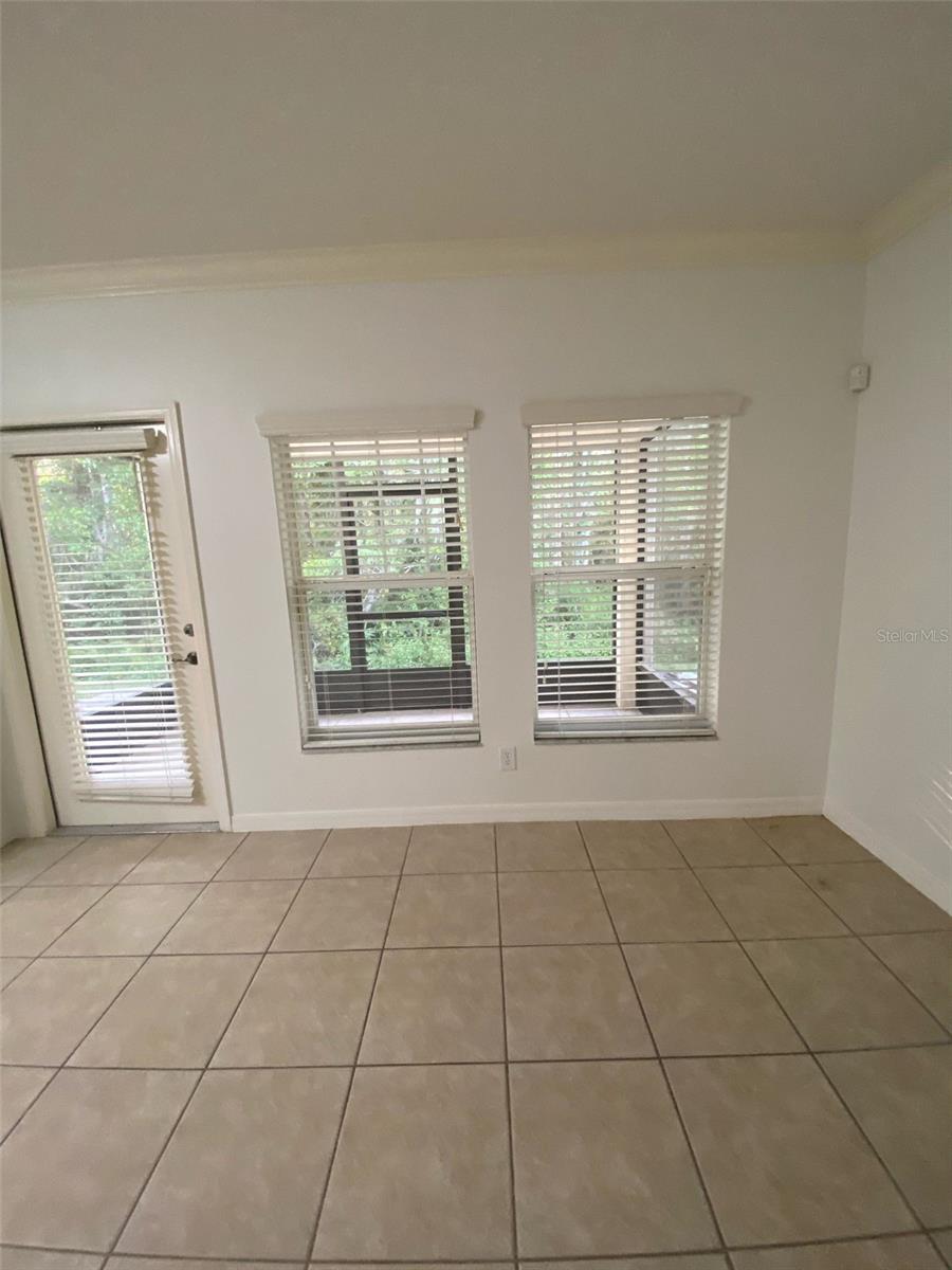 Image 6 of 29 For 9647 Tivoli Villa Drive