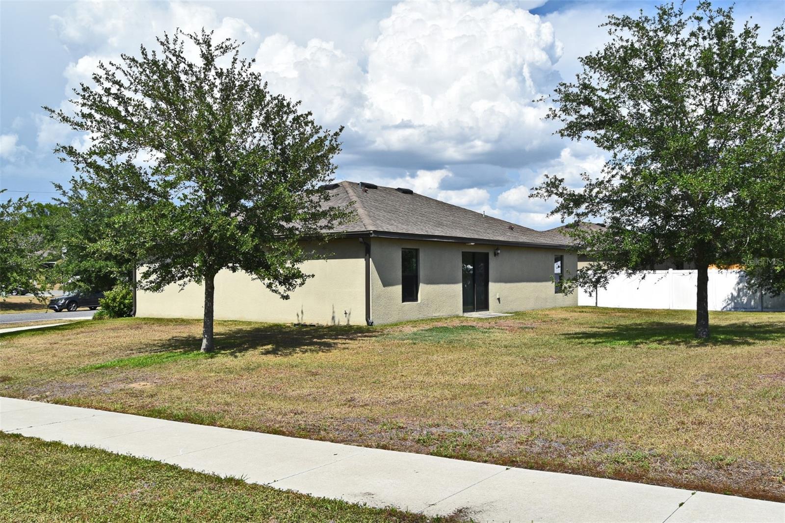 Image 31 of 33 For 35734 Rose Moss Avenue