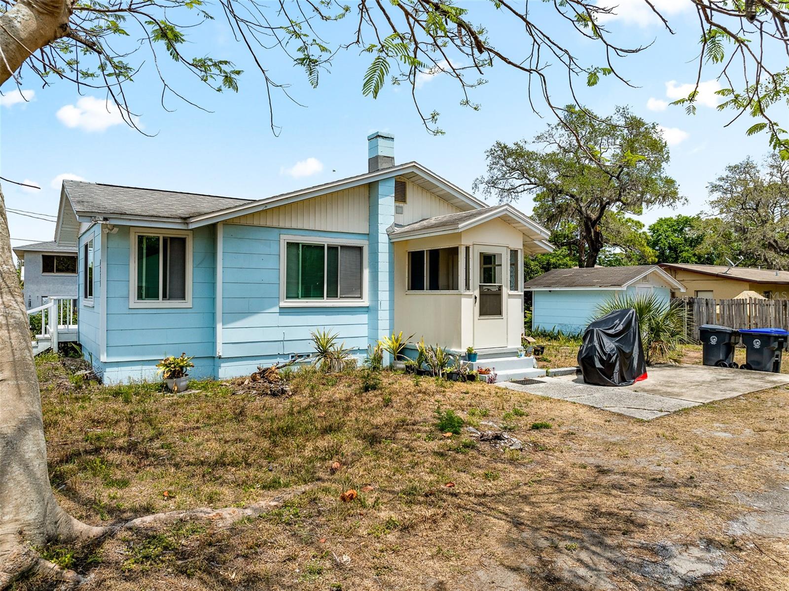Image 15 of 65 For 4060 Coquina Avenue