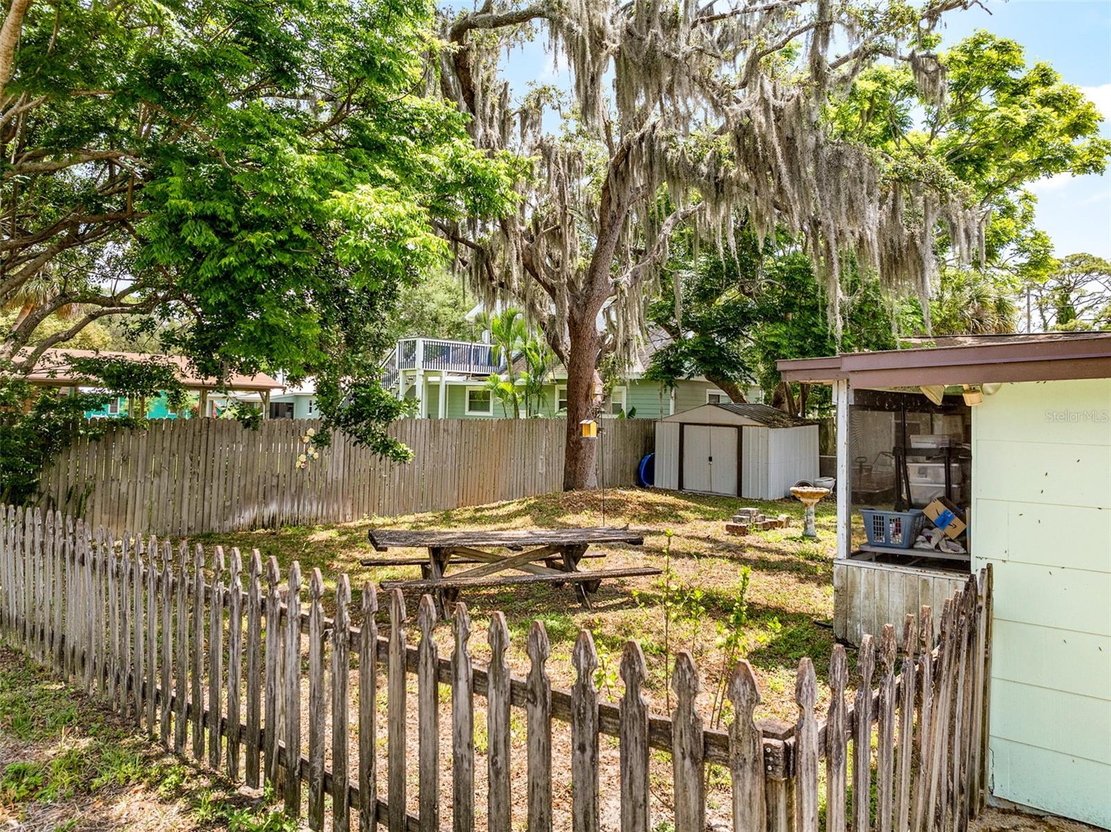 Image 18 of 65 For 4060 Coquina Avenue