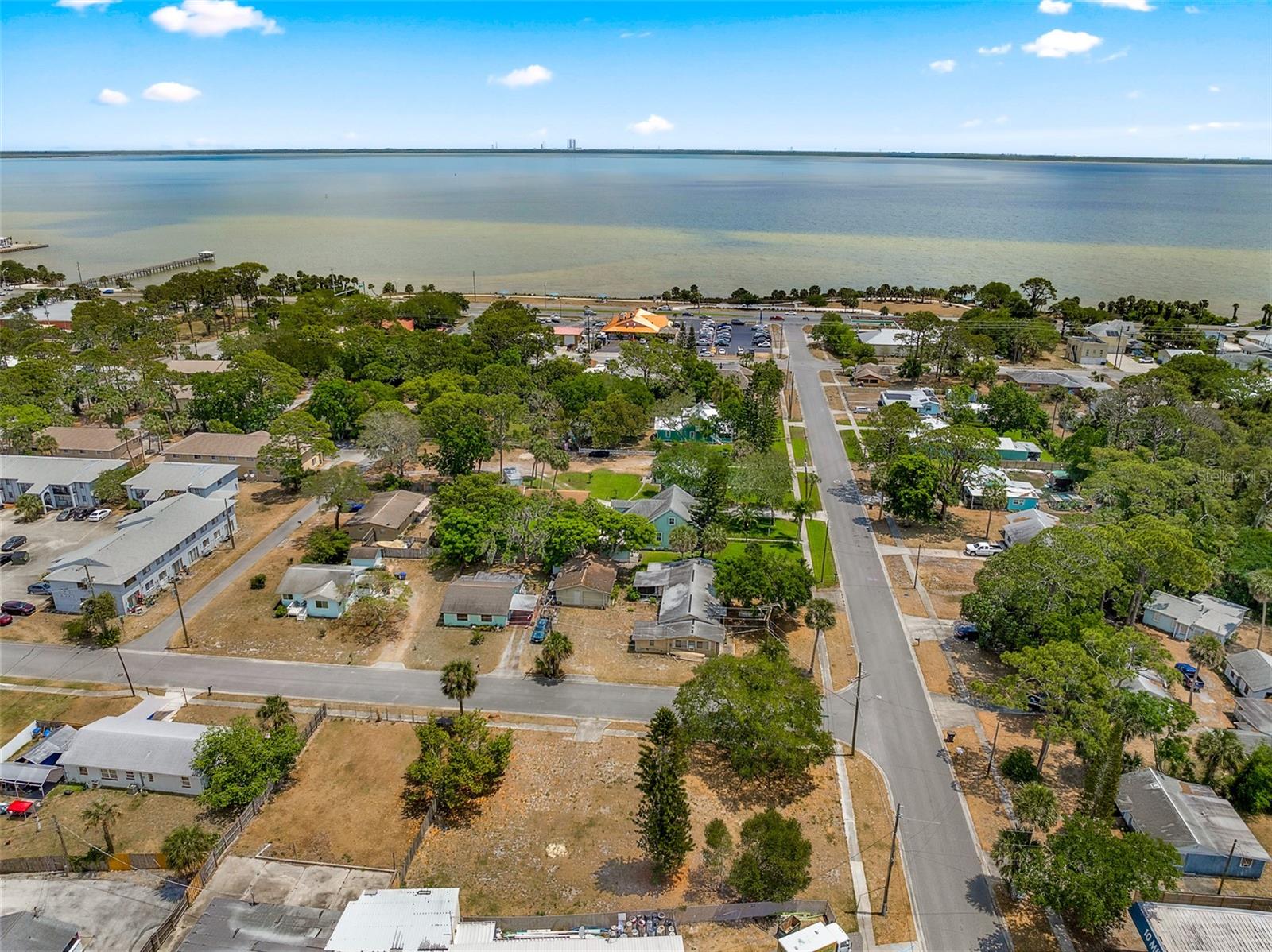 Image 3 of 65 For 4060 Coquina Avenue