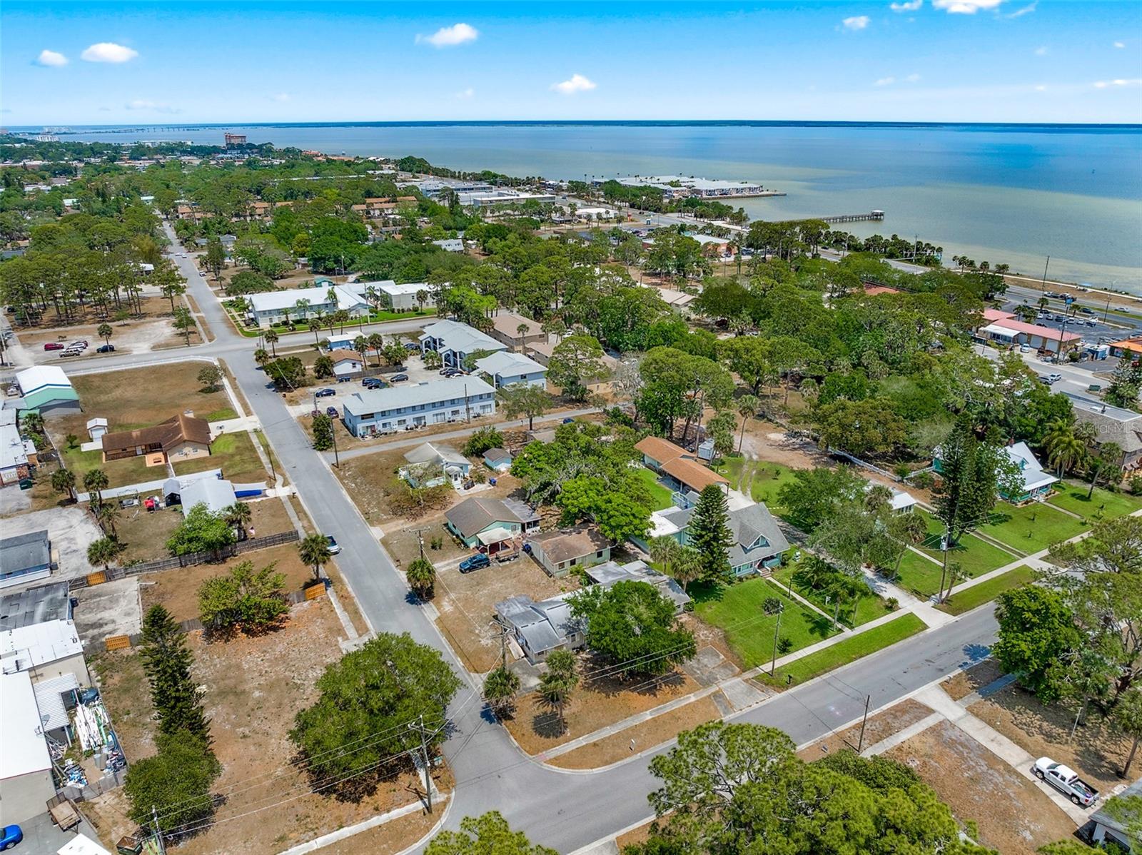 Image 4 of 65 For 4060 Coquina Avenue