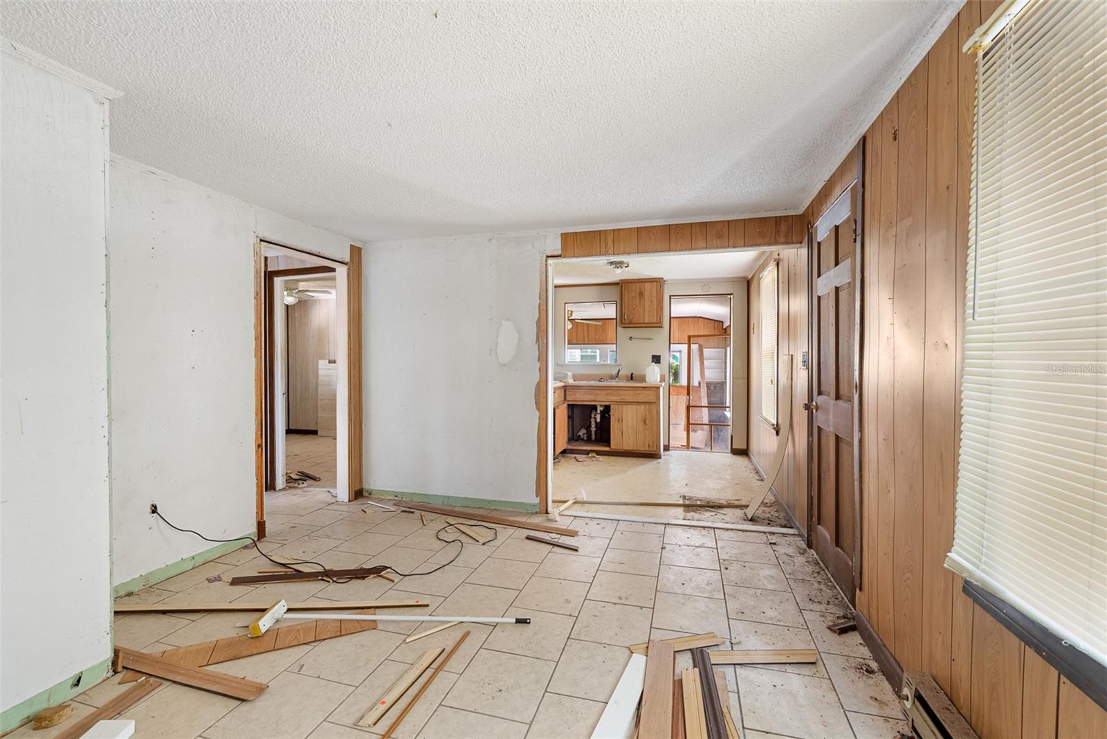 Image 46 of 65 For 4060 Coquina Avenue