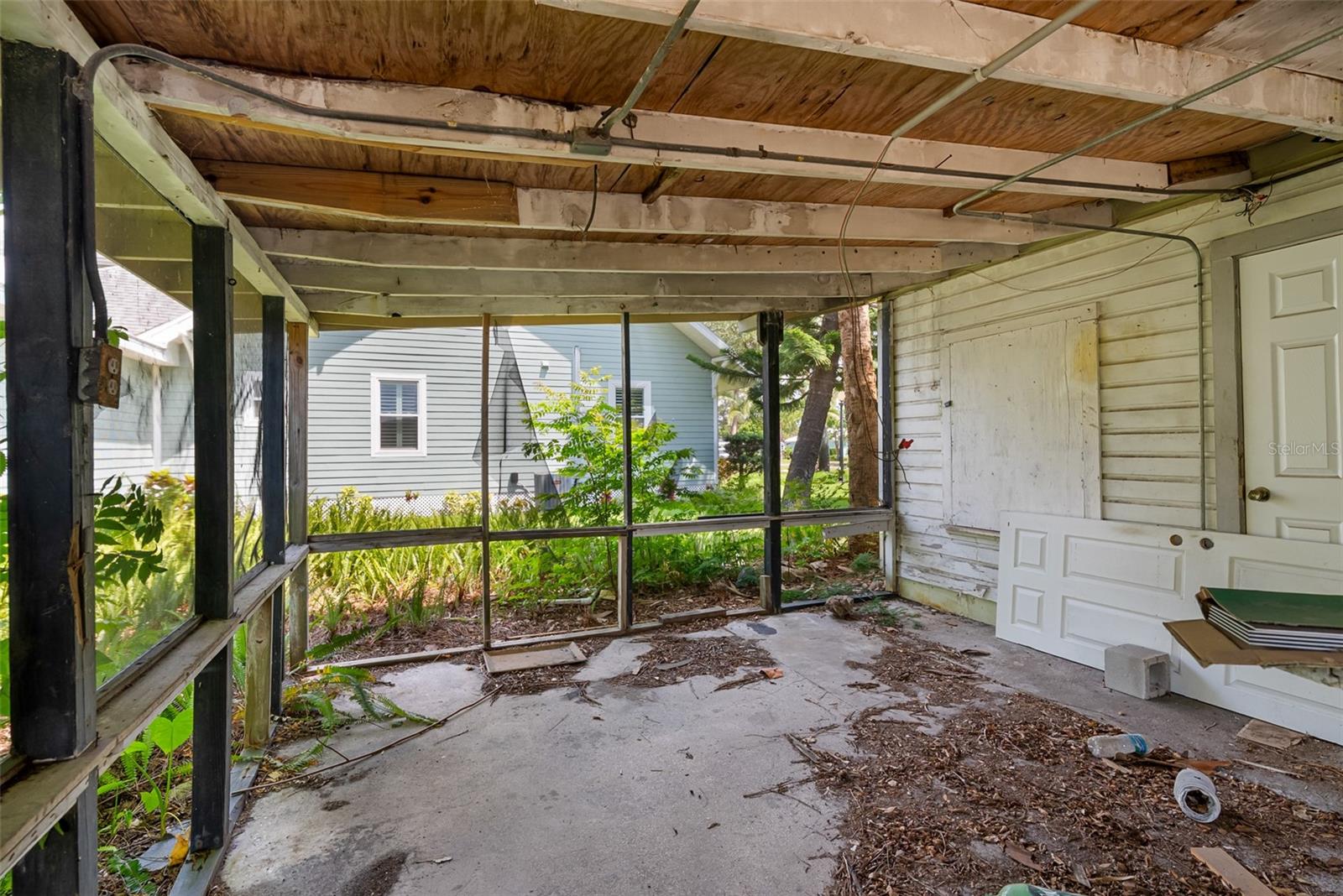 Image 59 of 65 For 4060 Coquina Avenue