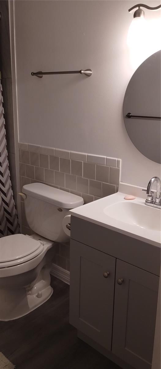 Image 16 of 23 For 9315 9th Avenue