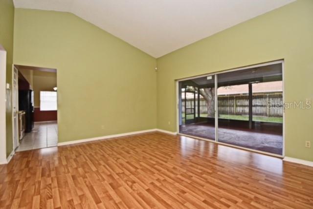Image 3 of 22 For 889 Silversmith Circle