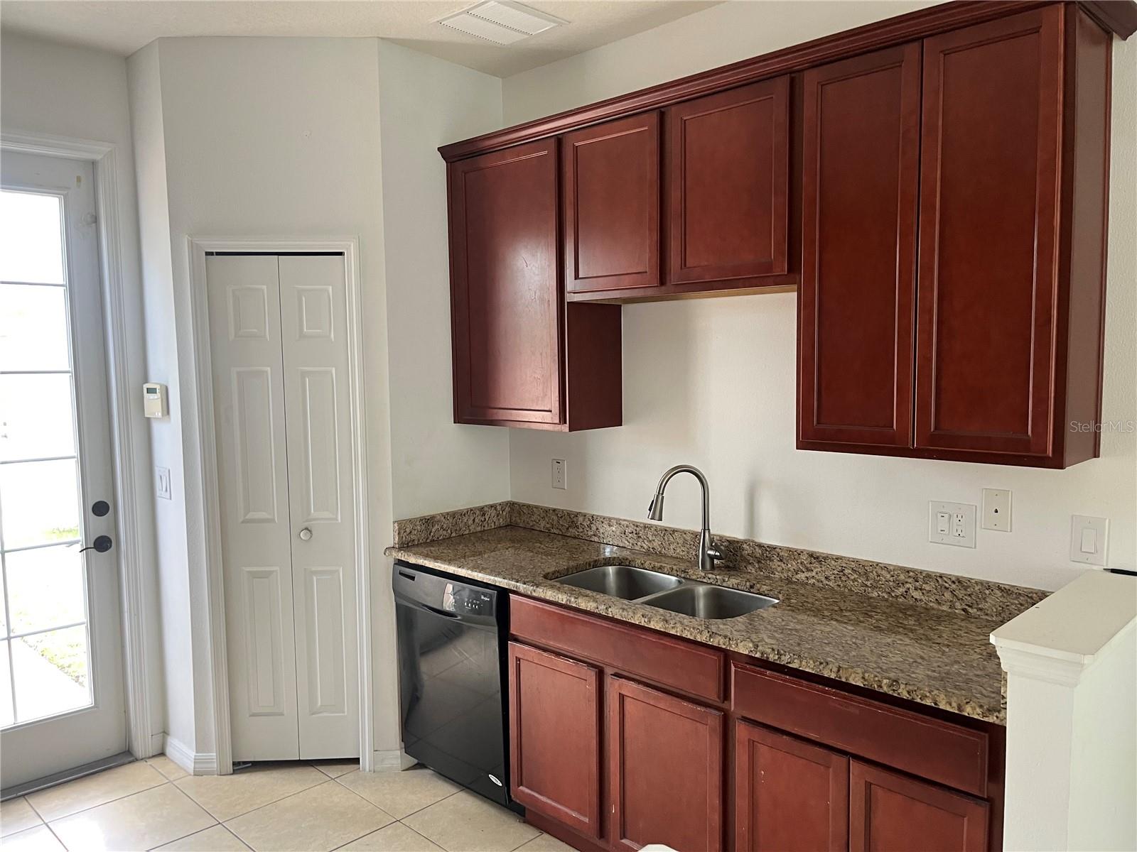 Image 4 of 24 For 10128 Hartford Maroon Road