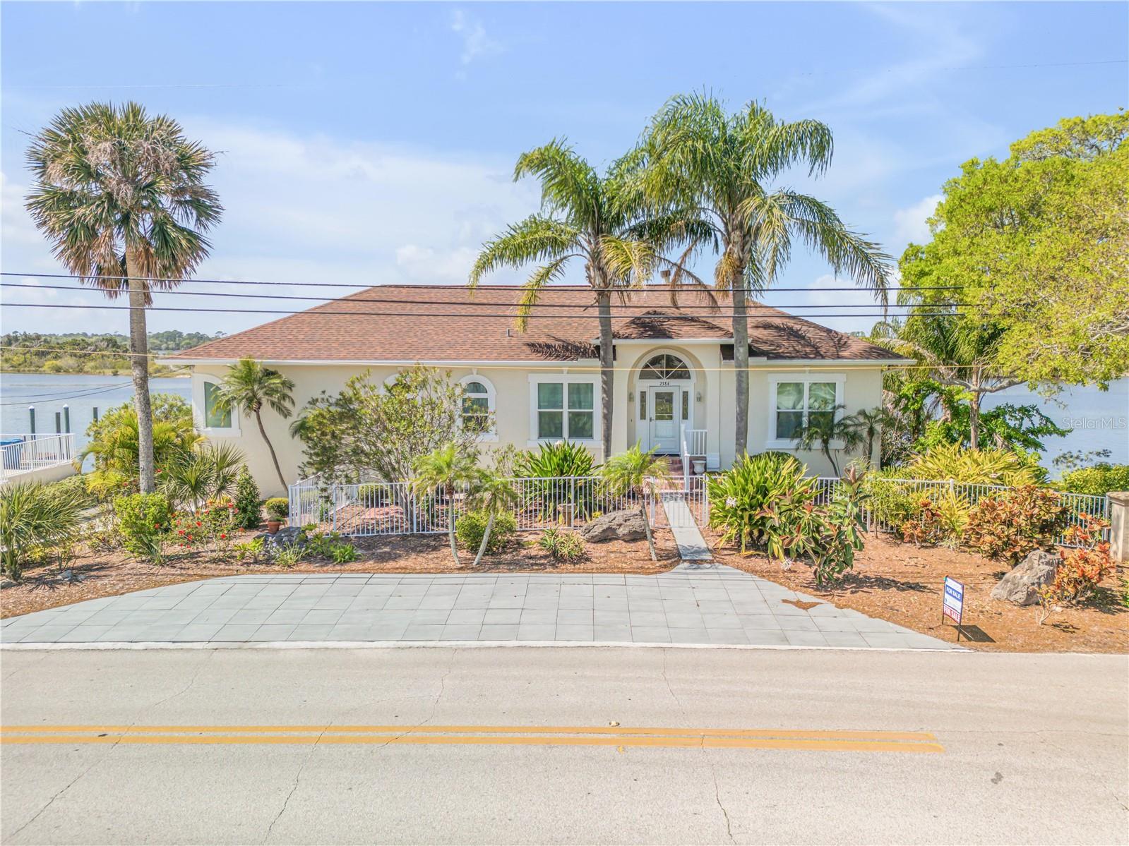 Image 3 of 45 For 2384 John Anderson Drive