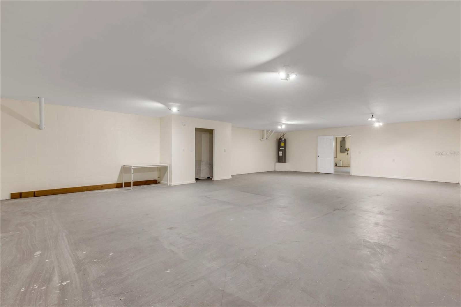Image 32 of 45 For 2384 John Anderson Drive