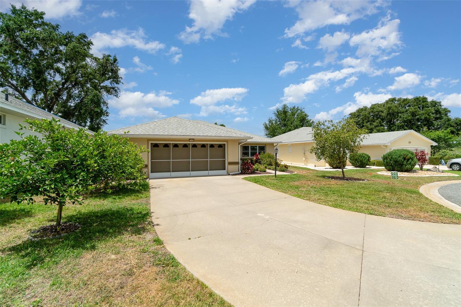 Image 3 of 37 For 21529 Prince Albert Court