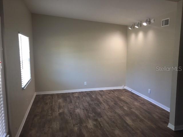 Image 3 of 30 For 1100 59th Avenue N