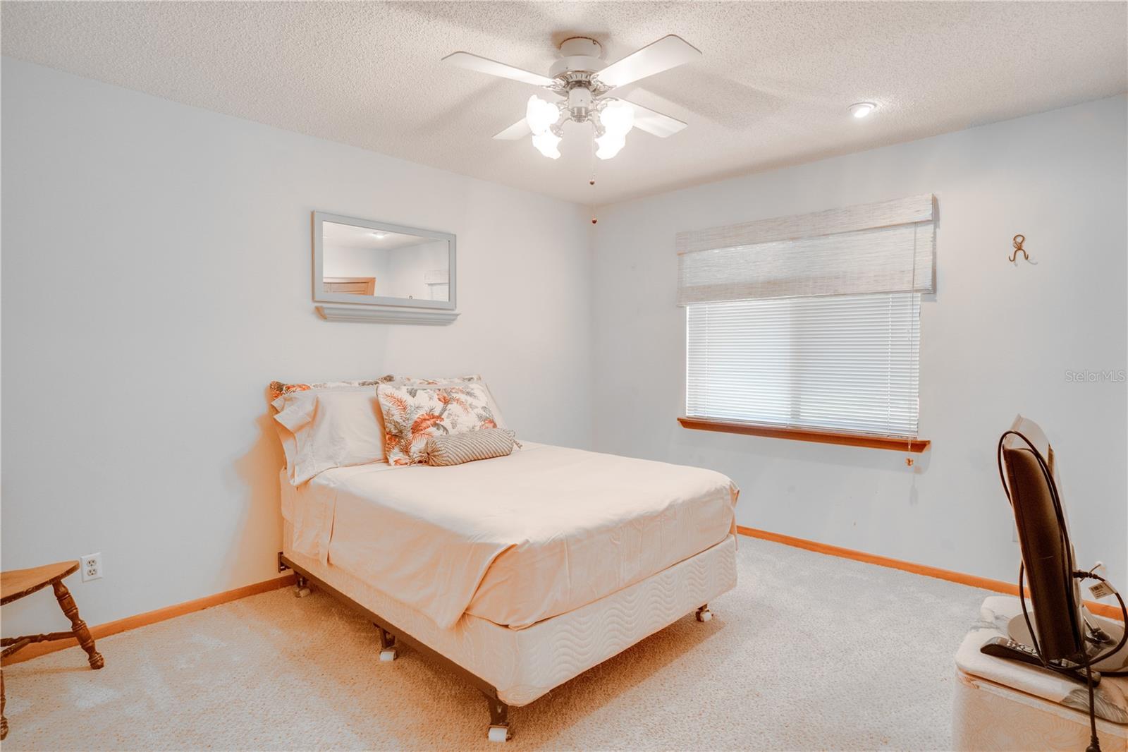 Image 21 of 45 For 12454 Lake Mary Jane Road