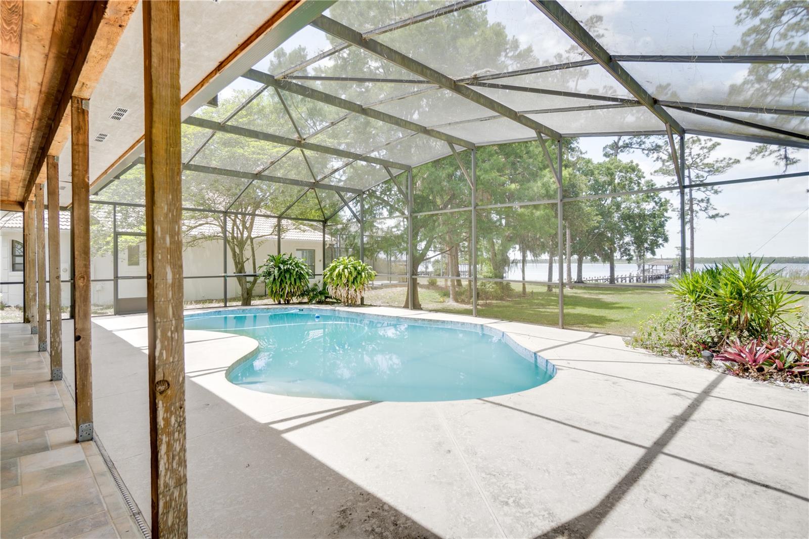 Image 30 of 45 For 12454 Lake Mary Jane Road