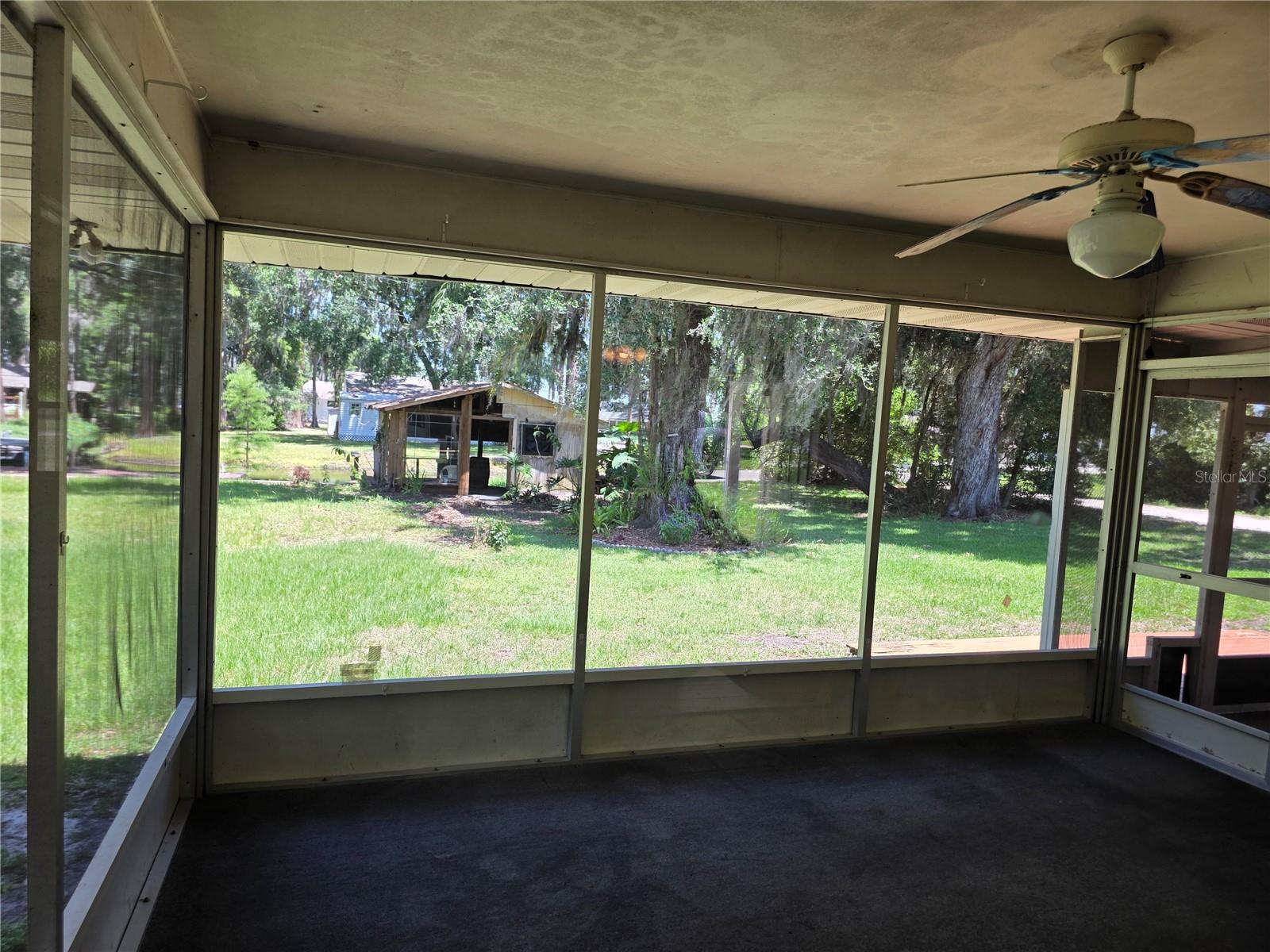 Image 32 of 35 For 11937 Hollis Lane