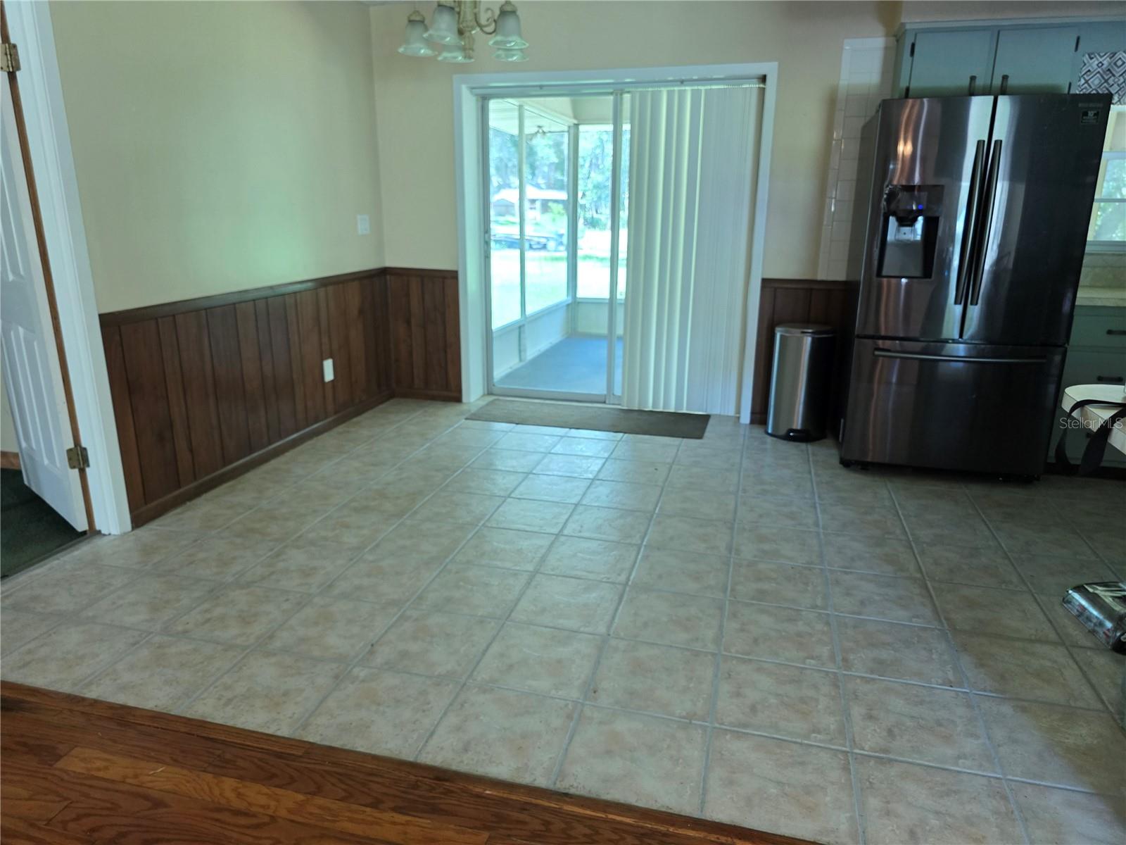 Image 6 of 35 For 11937 Hollis Lane