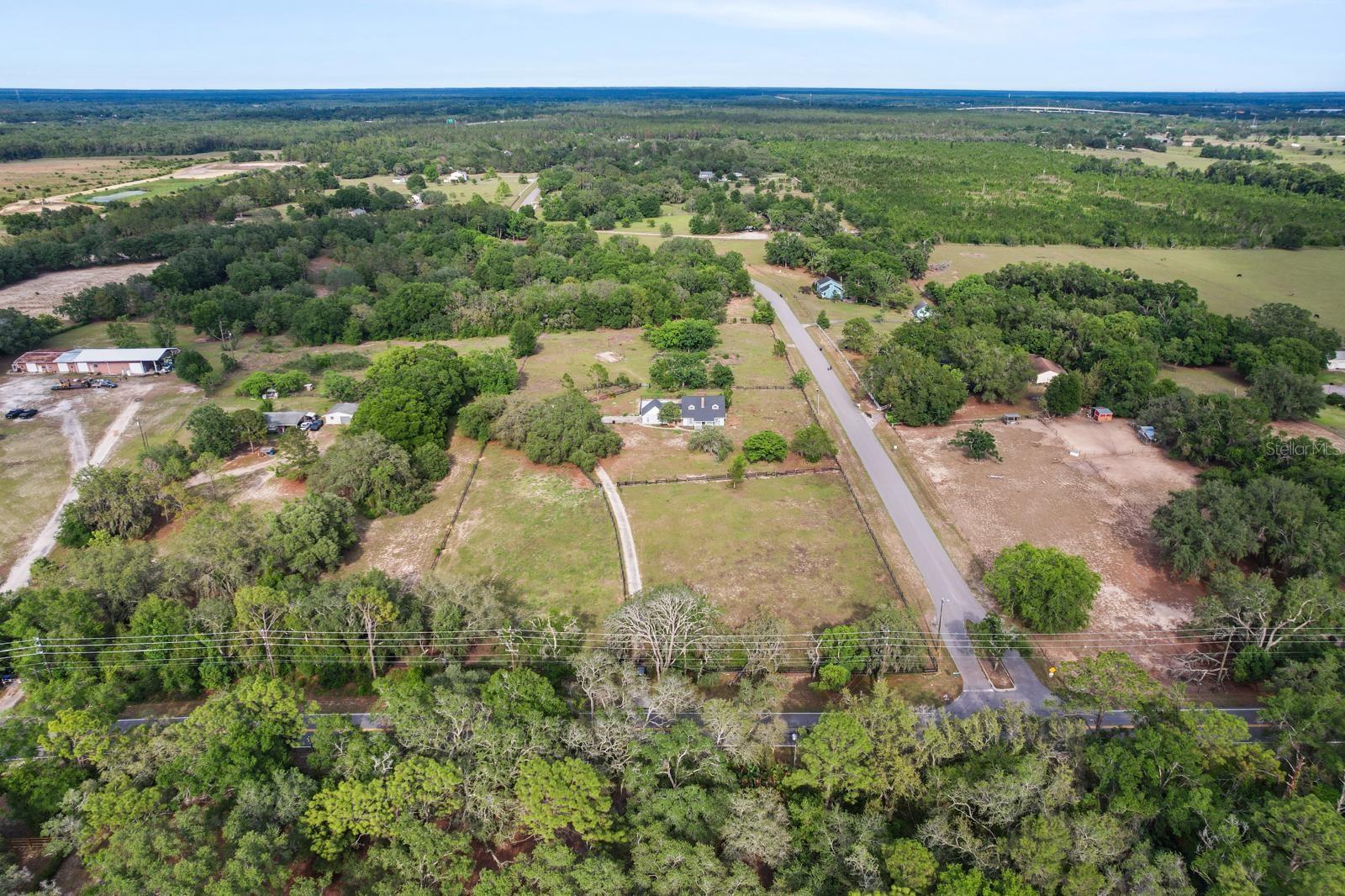 Image 43 of 48 For 6803 Round Lake Road
