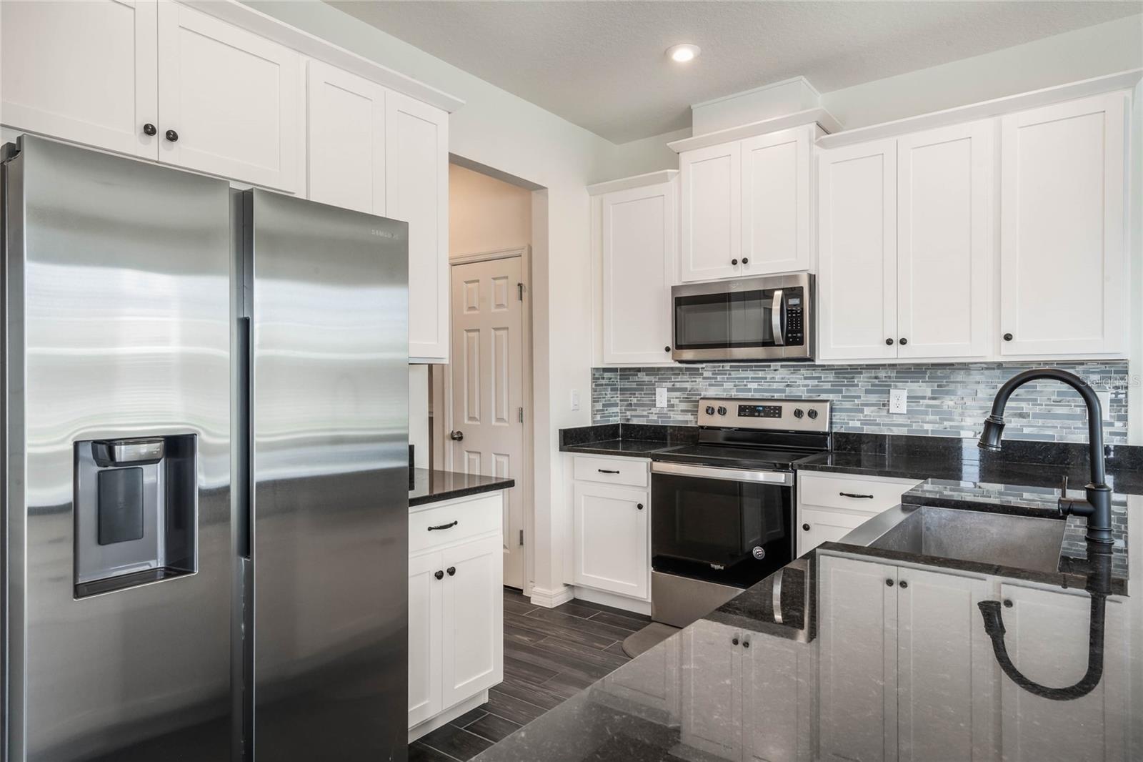 Image 6 of 26 For 9586 Poplar Ridge Avenue