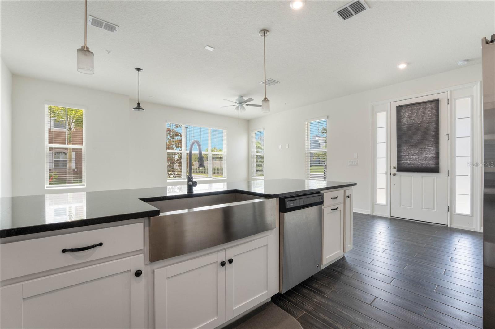 Image 7 of 26 For 9586 Poplar Ridge Avenue