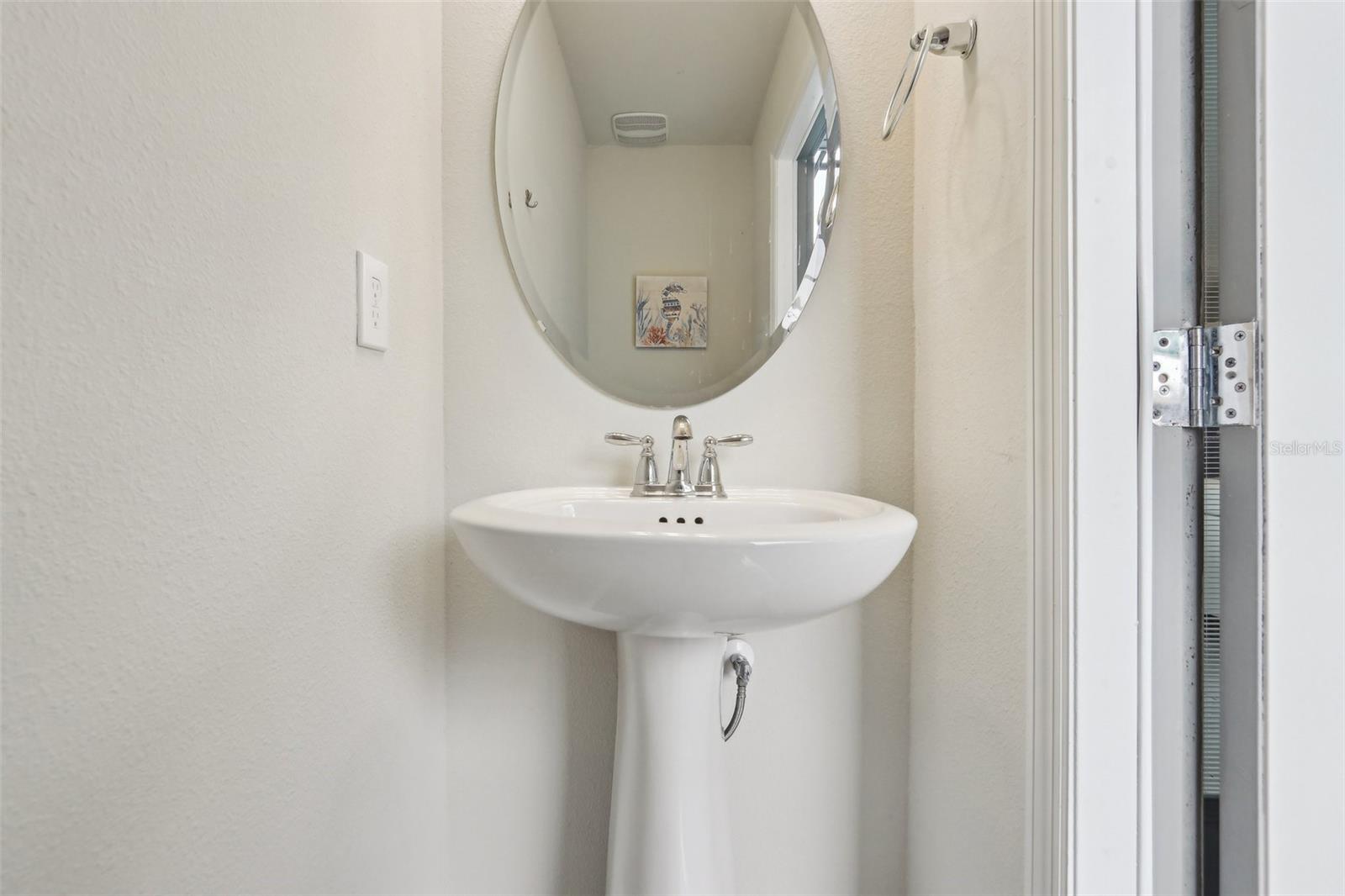 Image 22 of 70 For 7554 Oak Spring Lane
