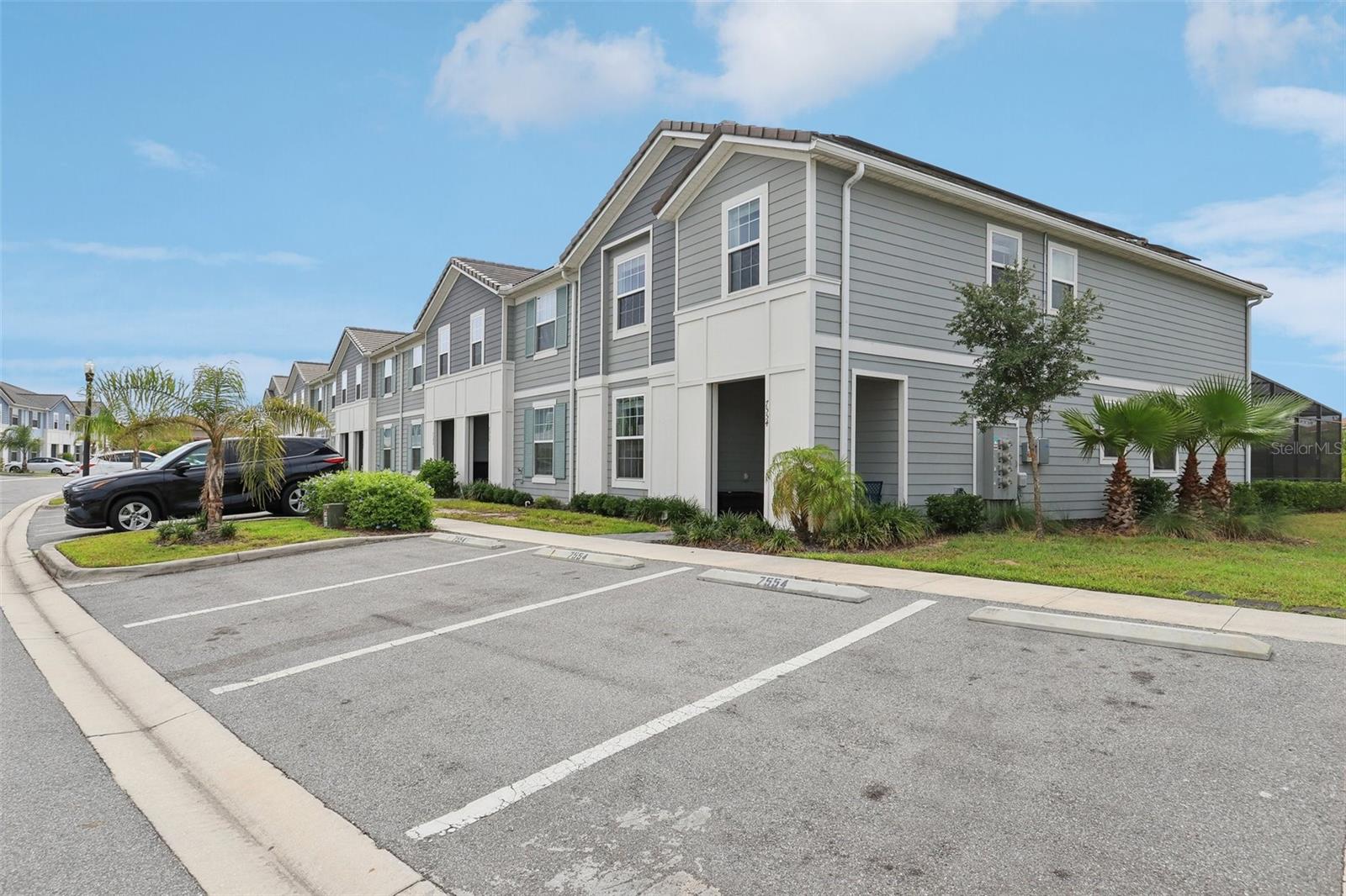 Image 5 of 70 For 7554 Oak Spring Lane
