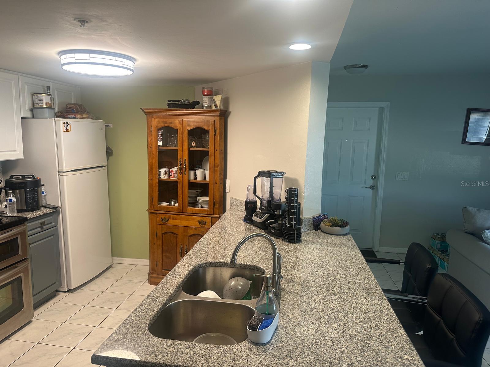 Image 4 of 9 For 1767 Four Mile Cove Parkway 810