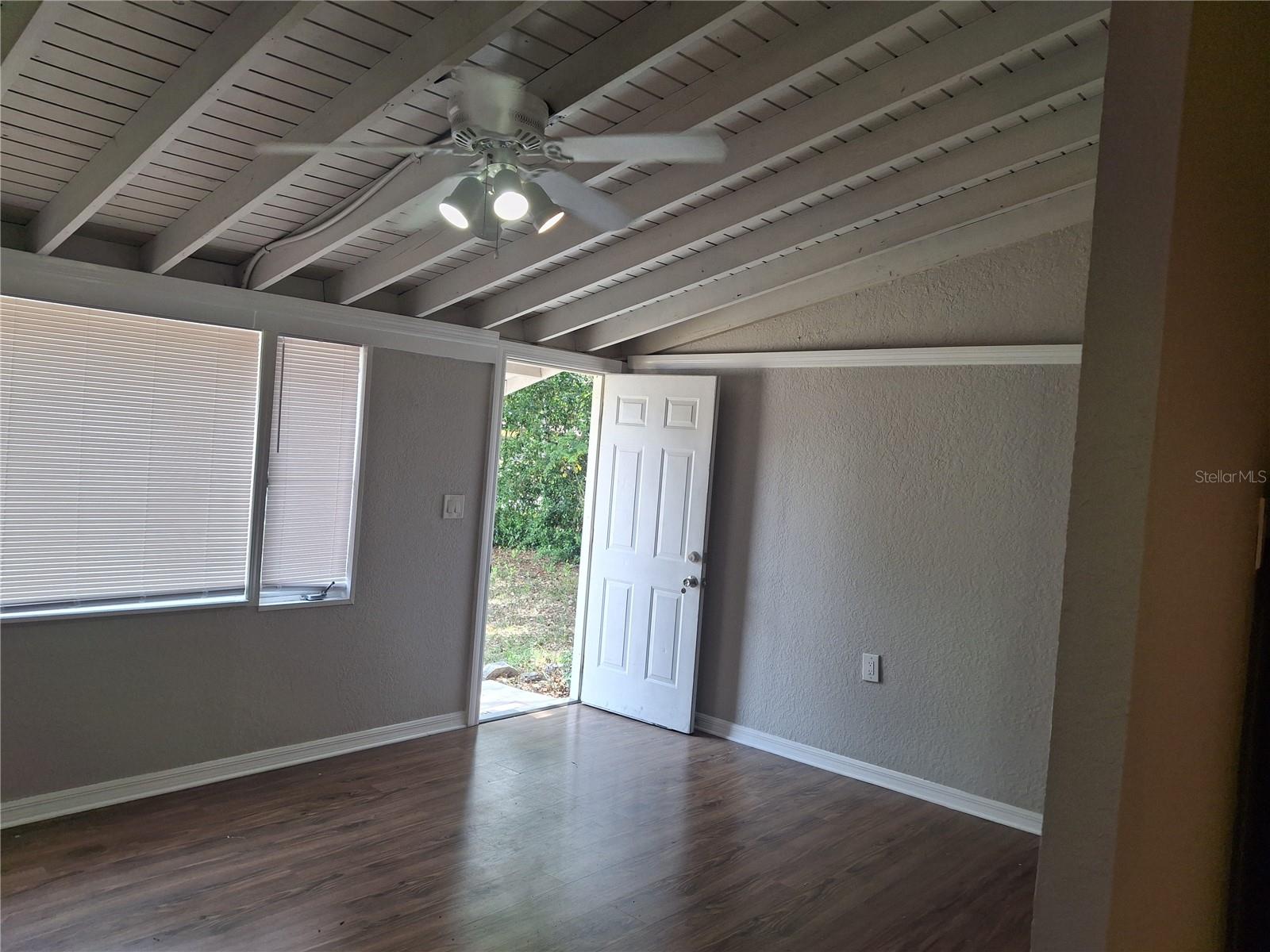 Image 7 of 19 For 921 Neuse Avenue