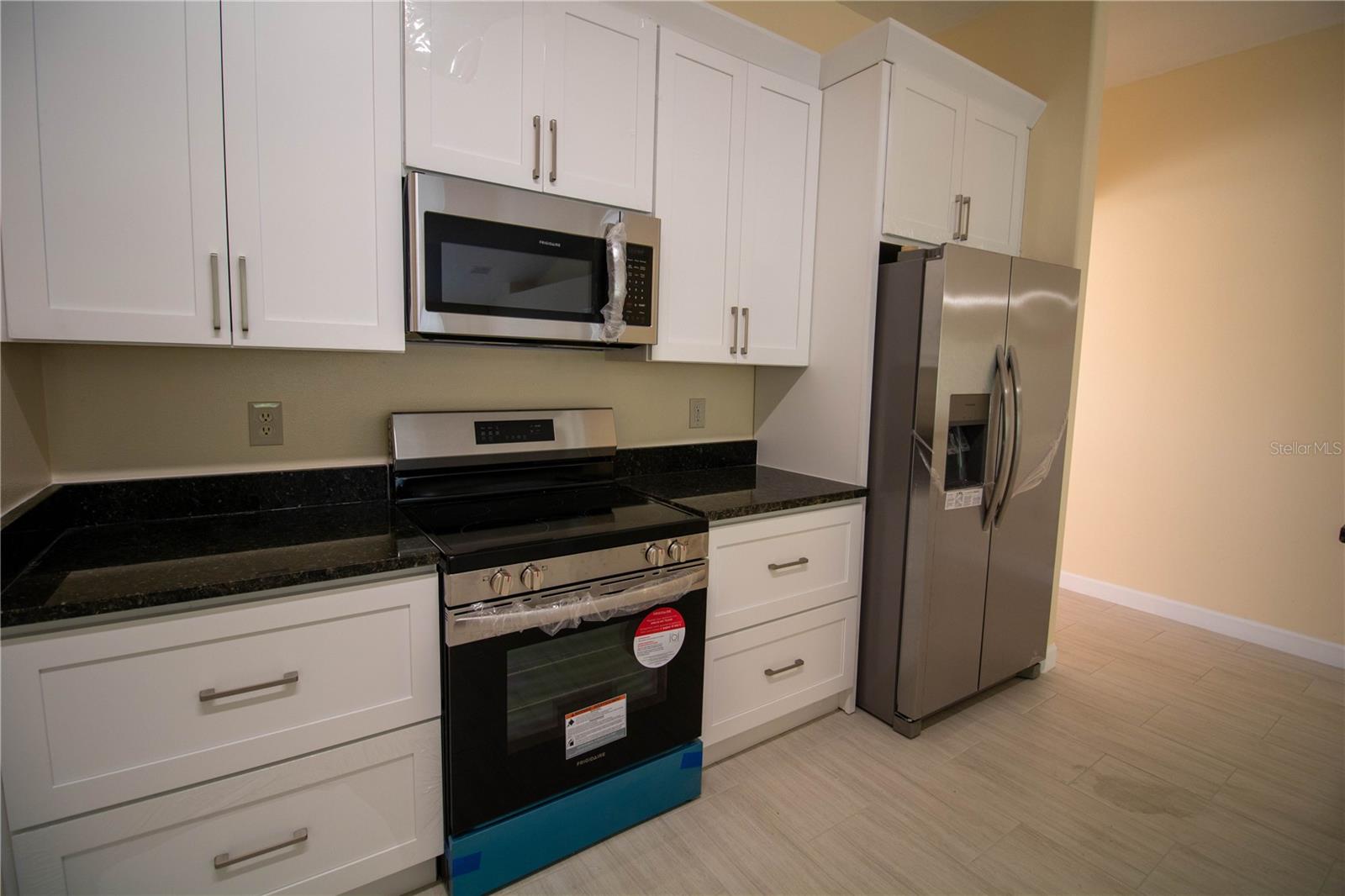 Image 7 of 18 For 14369 Babylon Way