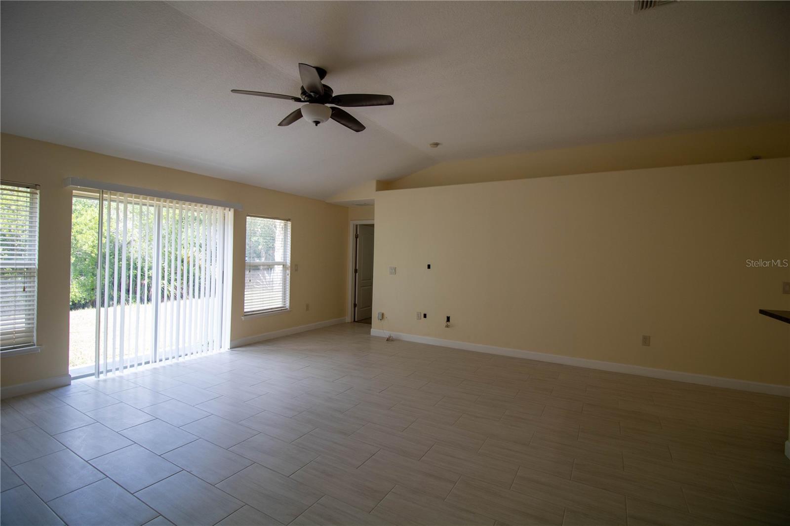 Image 8 of 18 For 14369 Babylon Way