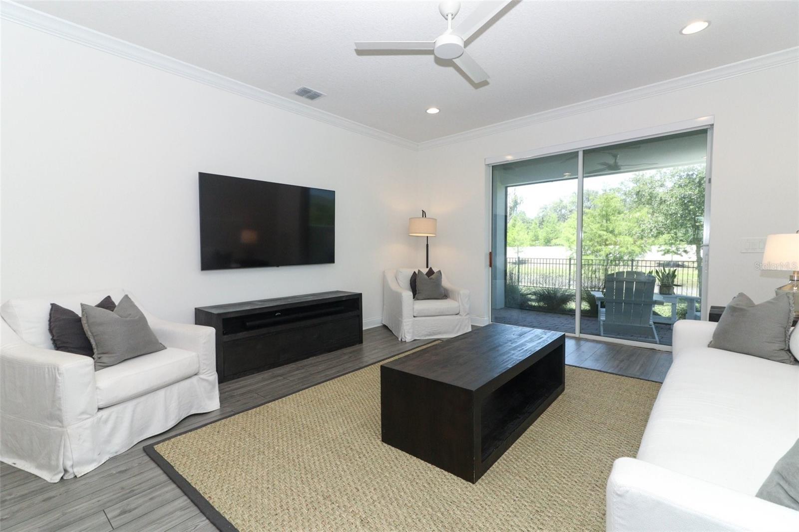 Image 12 of 63 For 4548 Dulwik Place