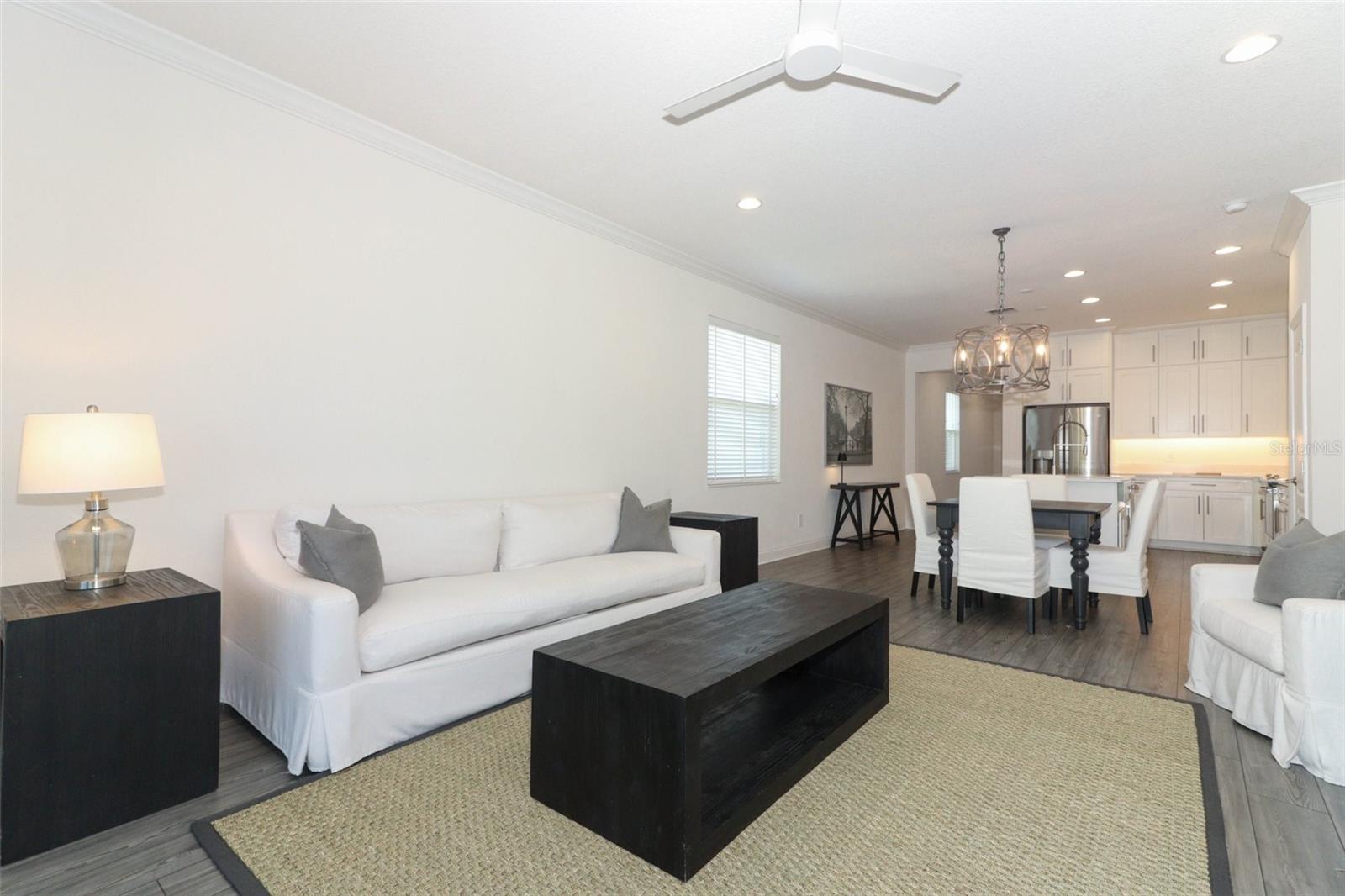 Image 14 of 63 For 4548 Dulwik Place
