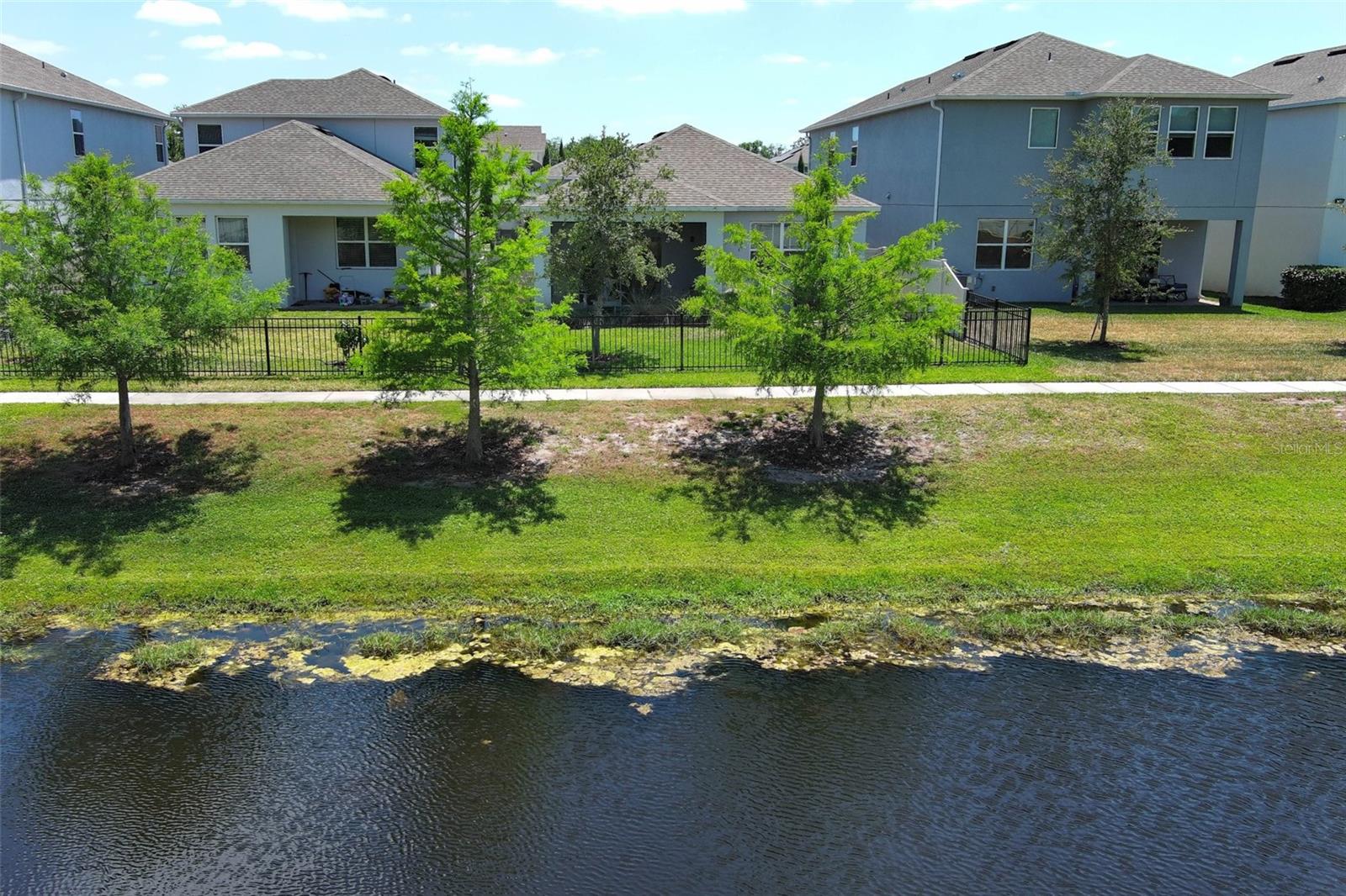 Image 33 of 63 For 4548 Dulwik Place