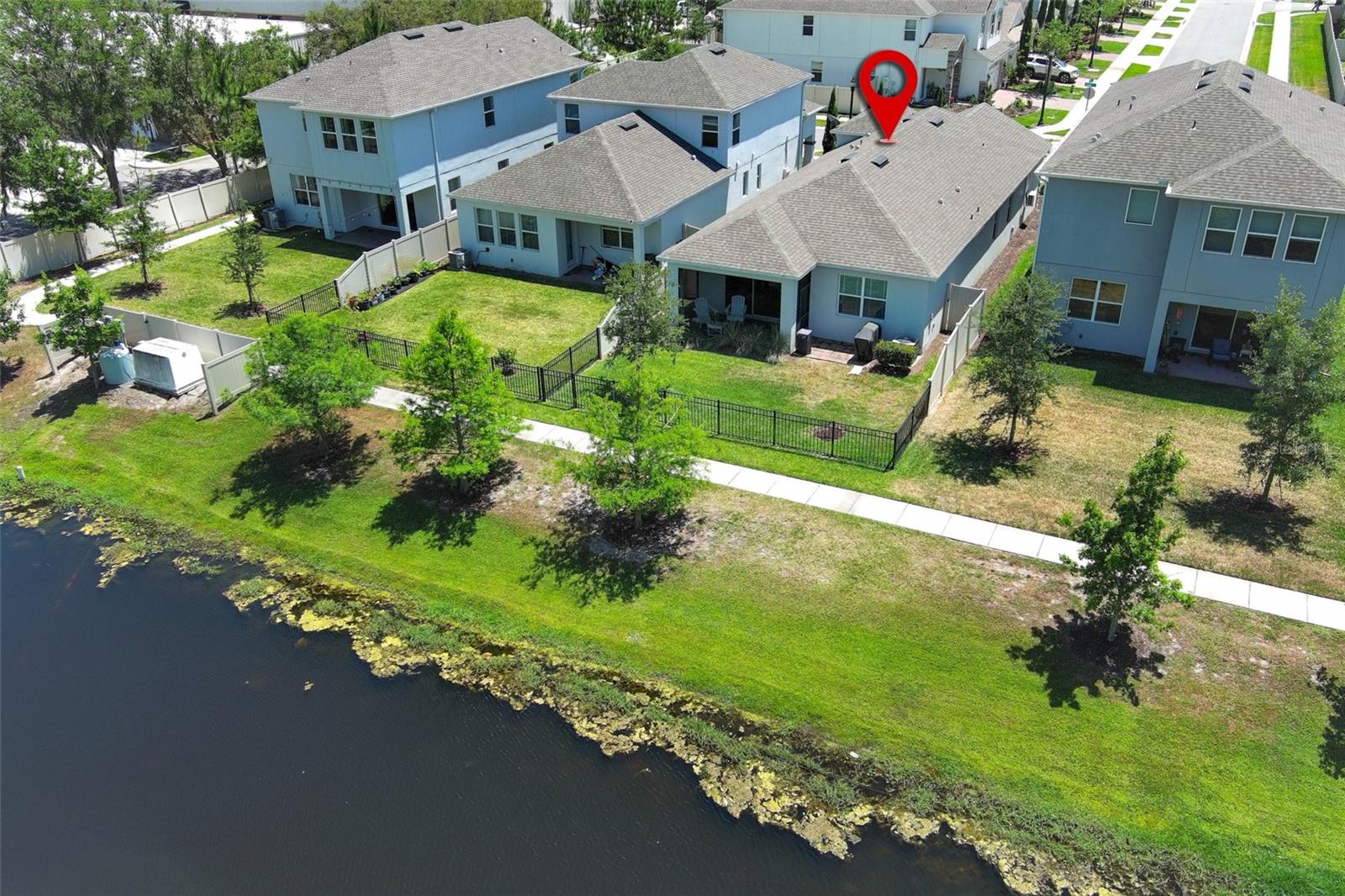 Image 38 of 63 For 4548 Dulwik Place