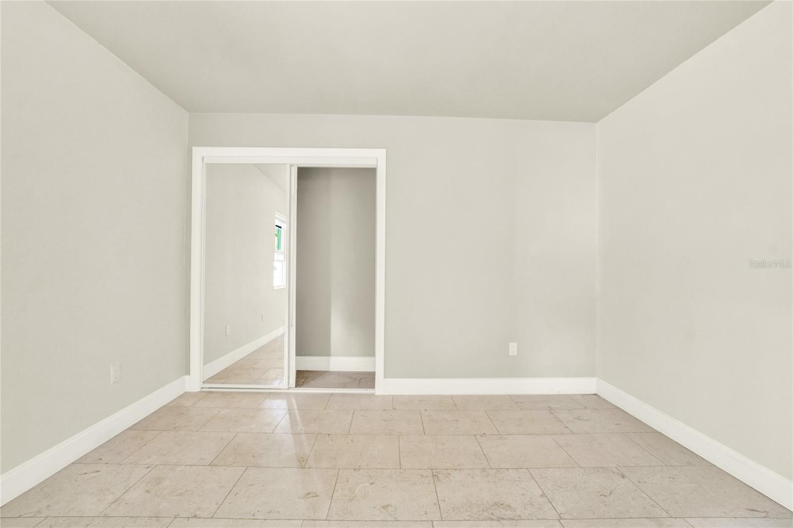 Image 15 of 33 For 1424 18th Street