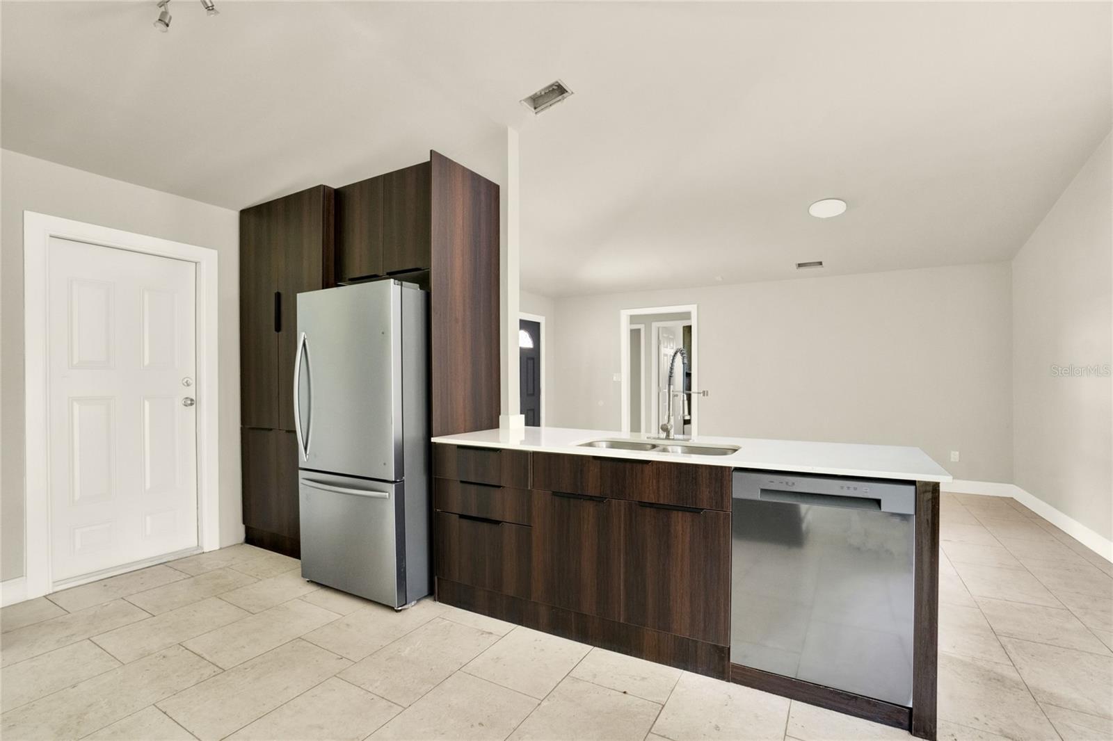 Image 9 of 33 For 1424 18th Street