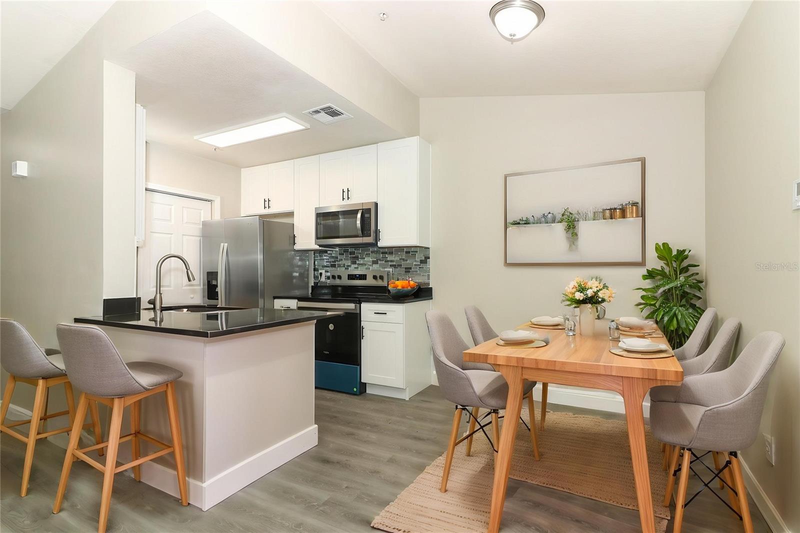 Image 6 of 37 For 4324 Kirkman Road 1114