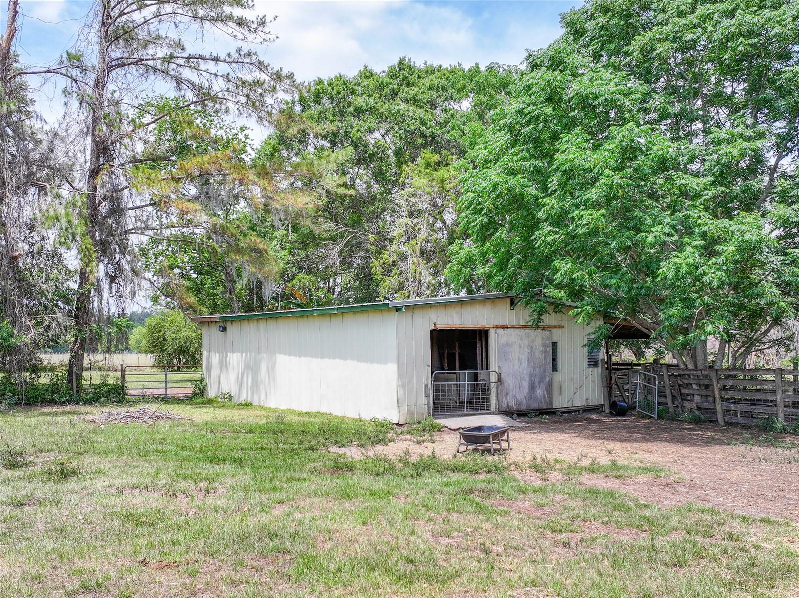 Image 19 of 39 For 6882 57th Road