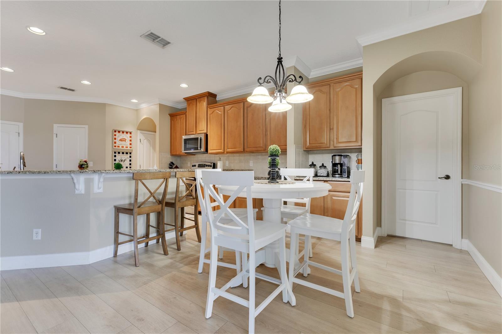 Image 12 of 38 For 16313 Birchwood Way